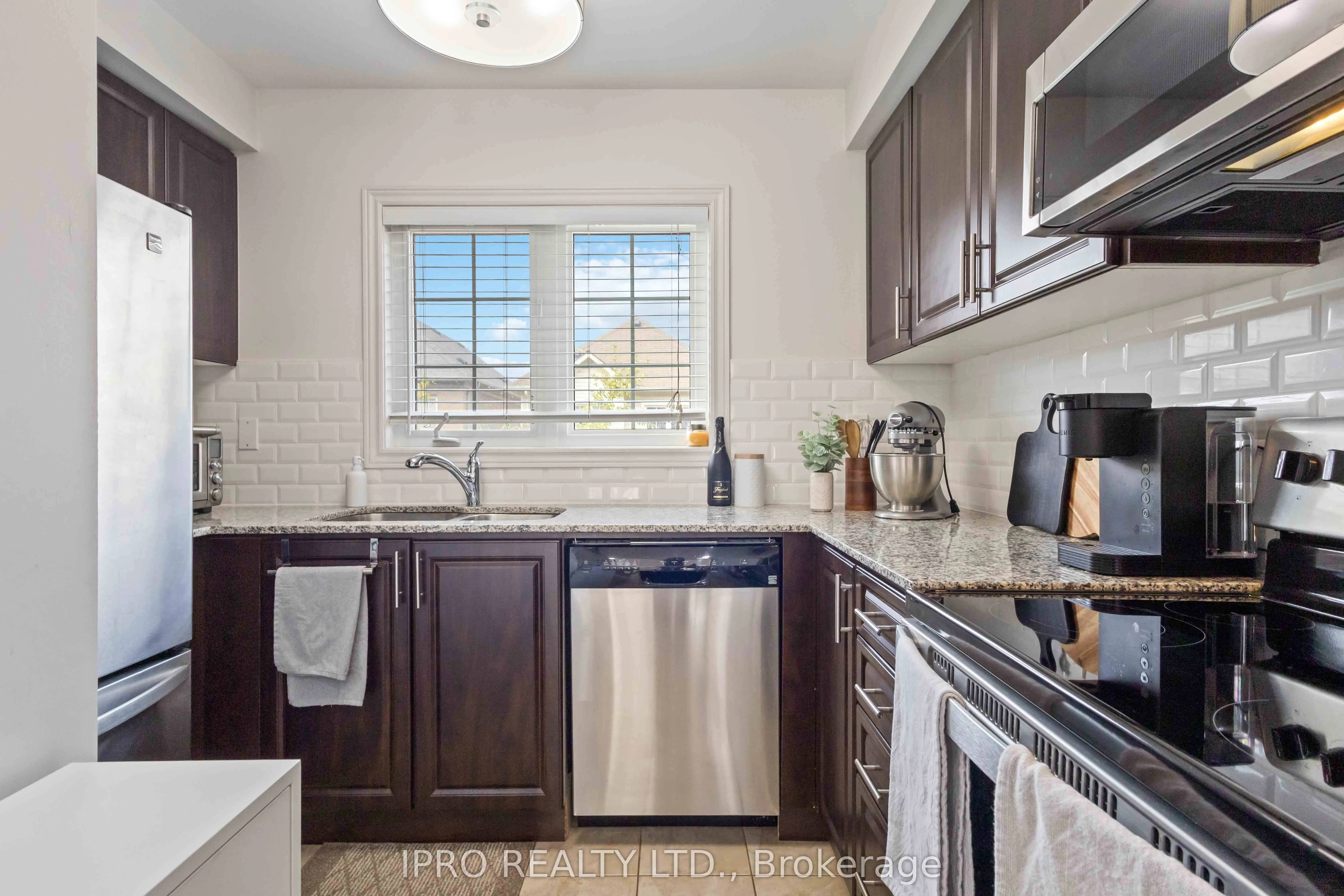 12 Cooperage Lane SW