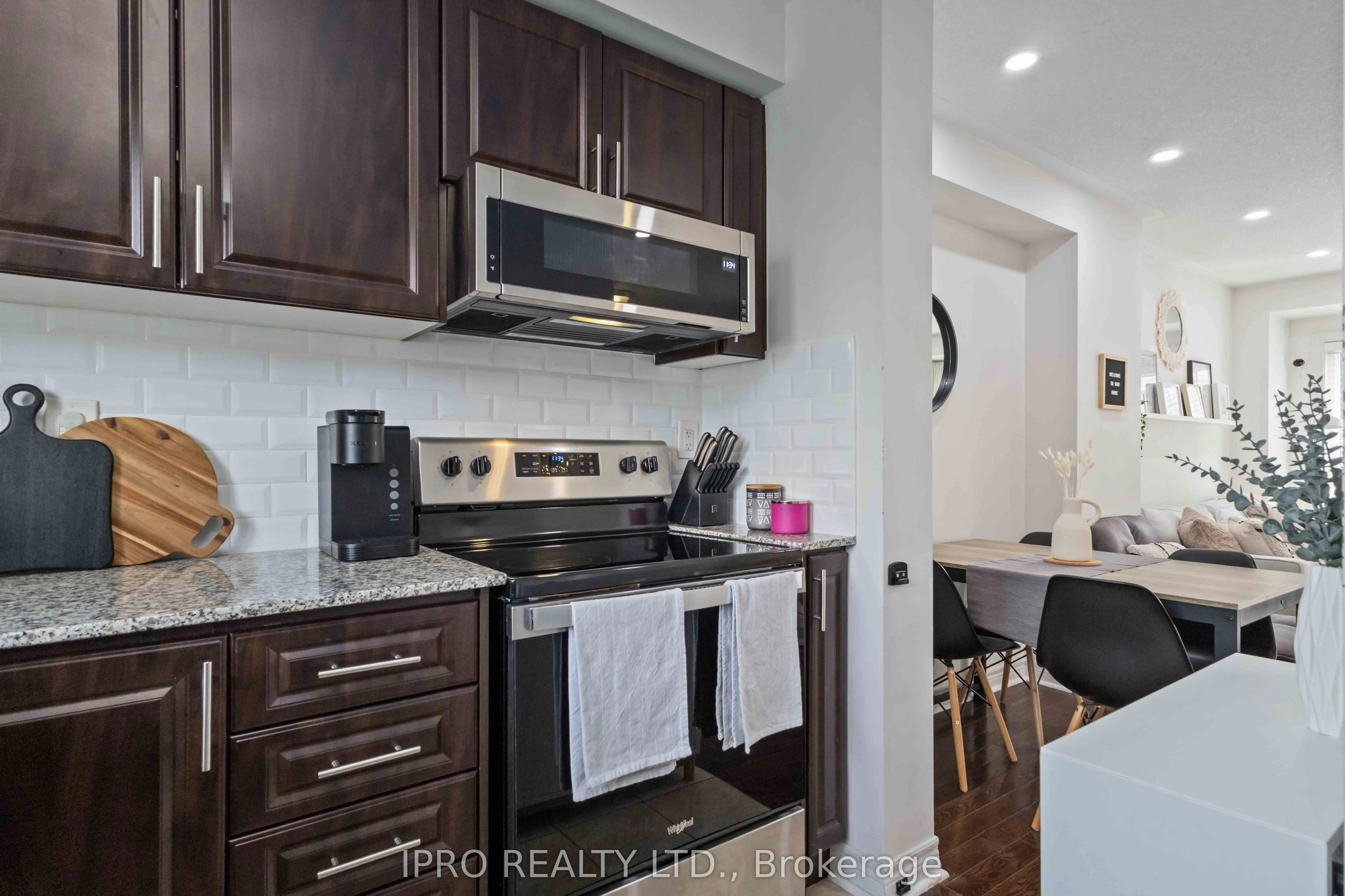 12 Cooperage Lane SW