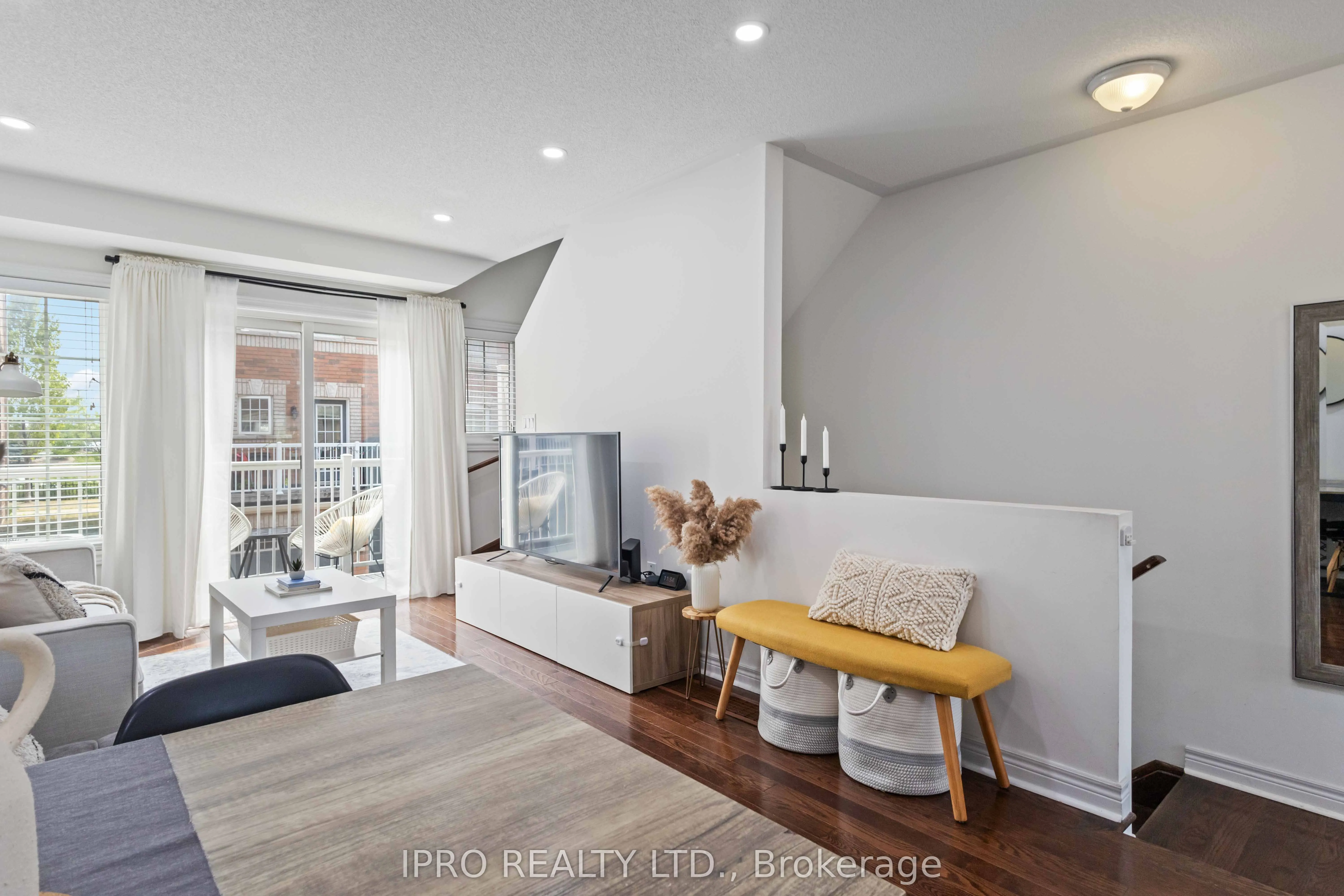 12 Cooperage Lane SW