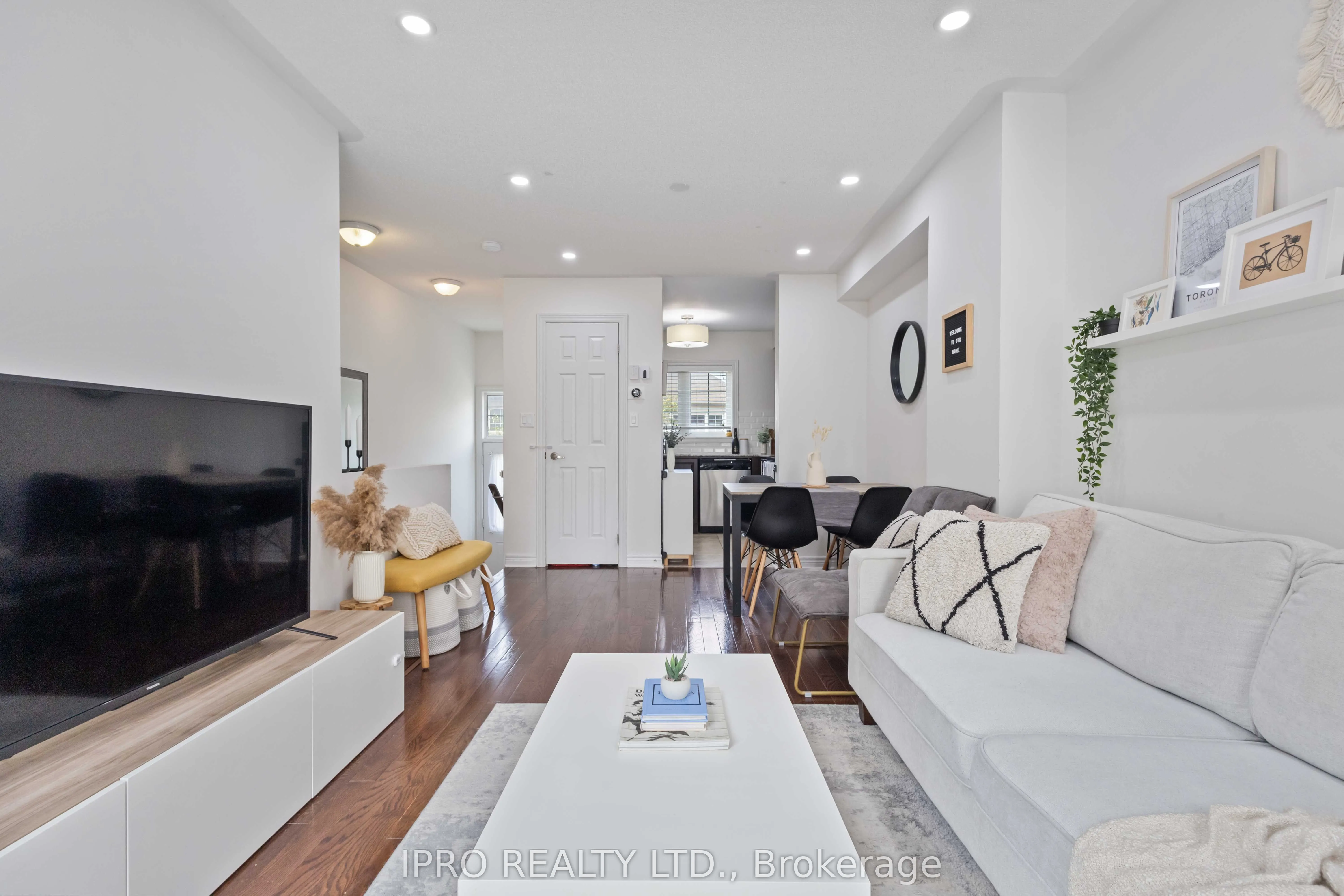 12 Cooperage Lane SW
