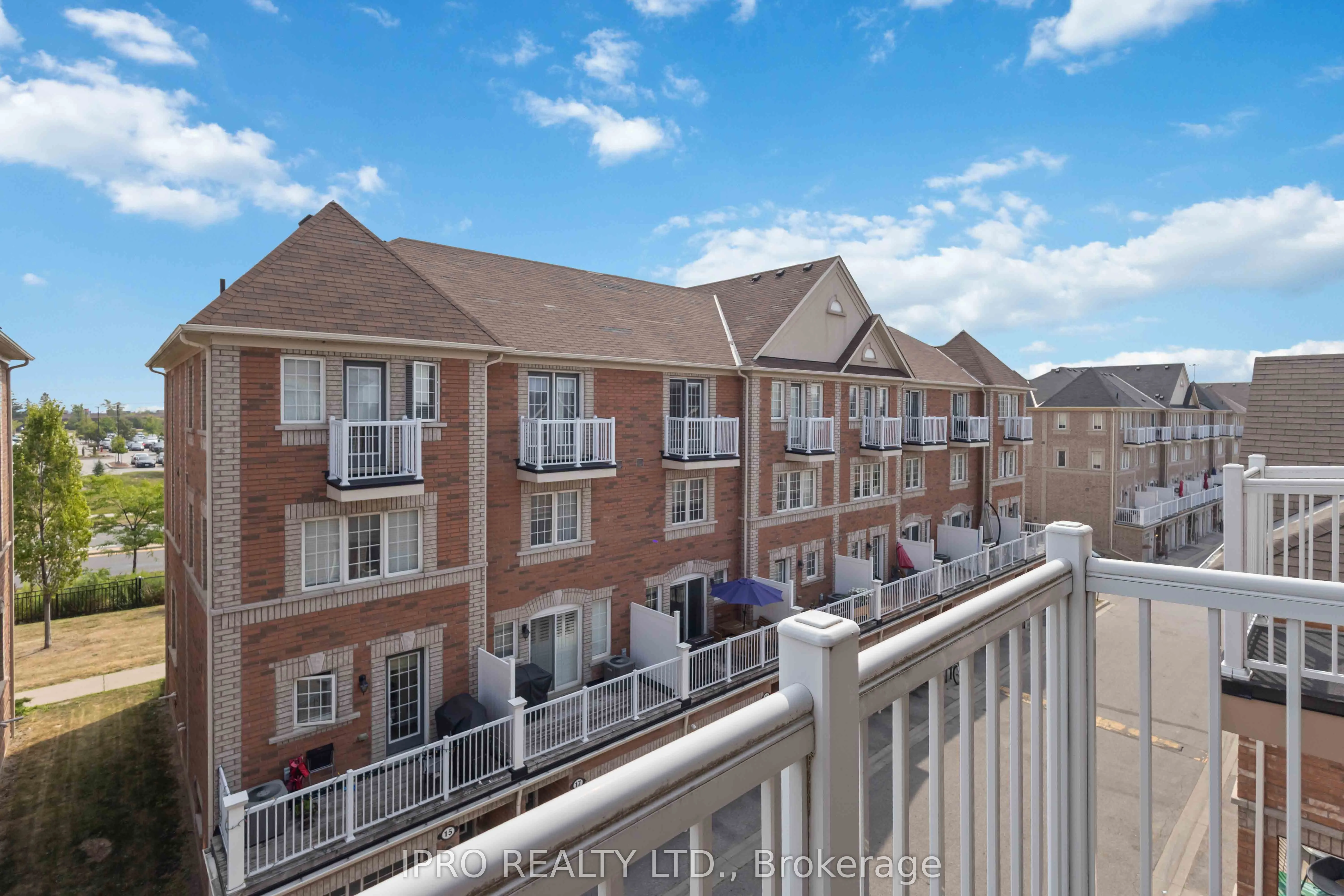 12 Cooperage Lane SW