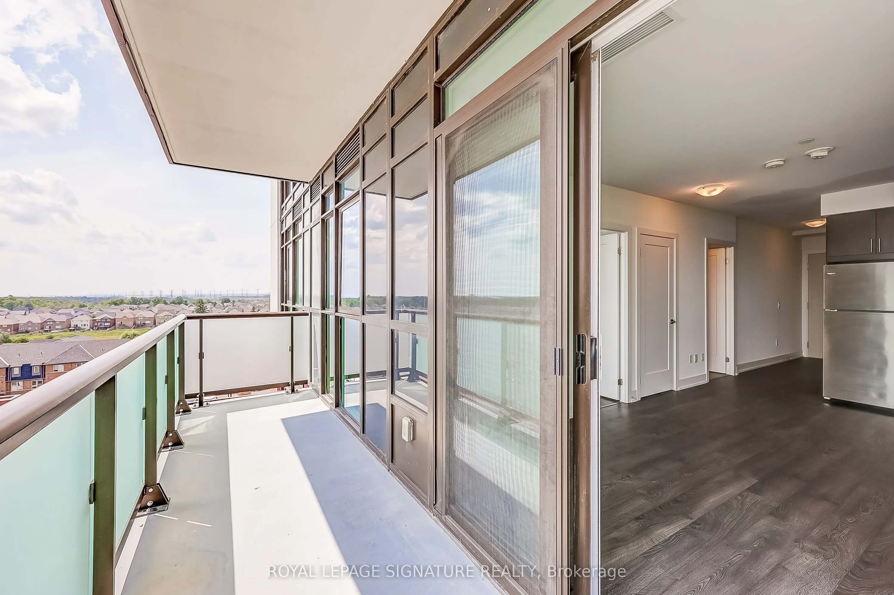 2550 Simcoe Street N, #716