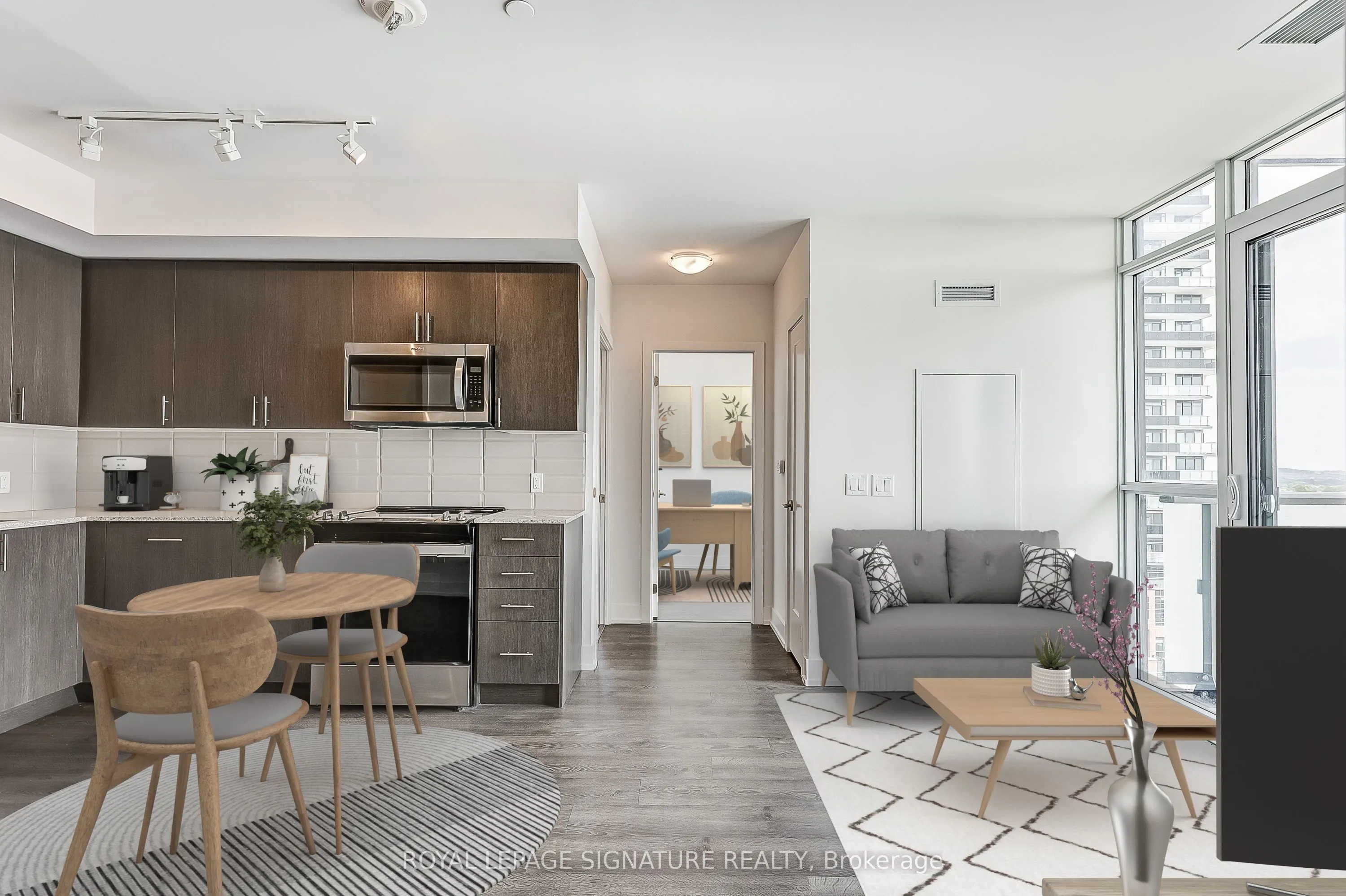 2550 Simcoe Street N, #716