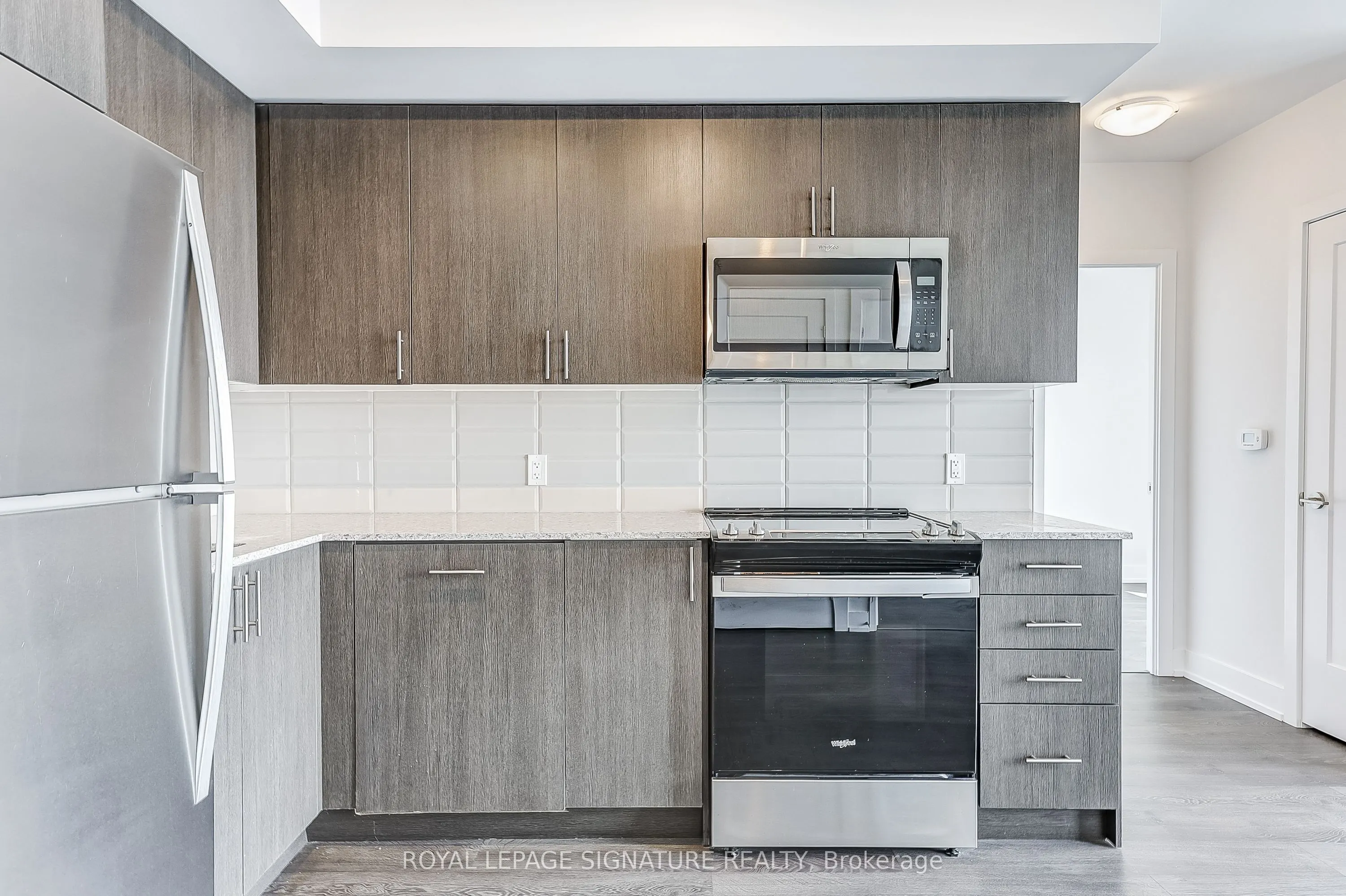 2550 Simcoe Street N, #716