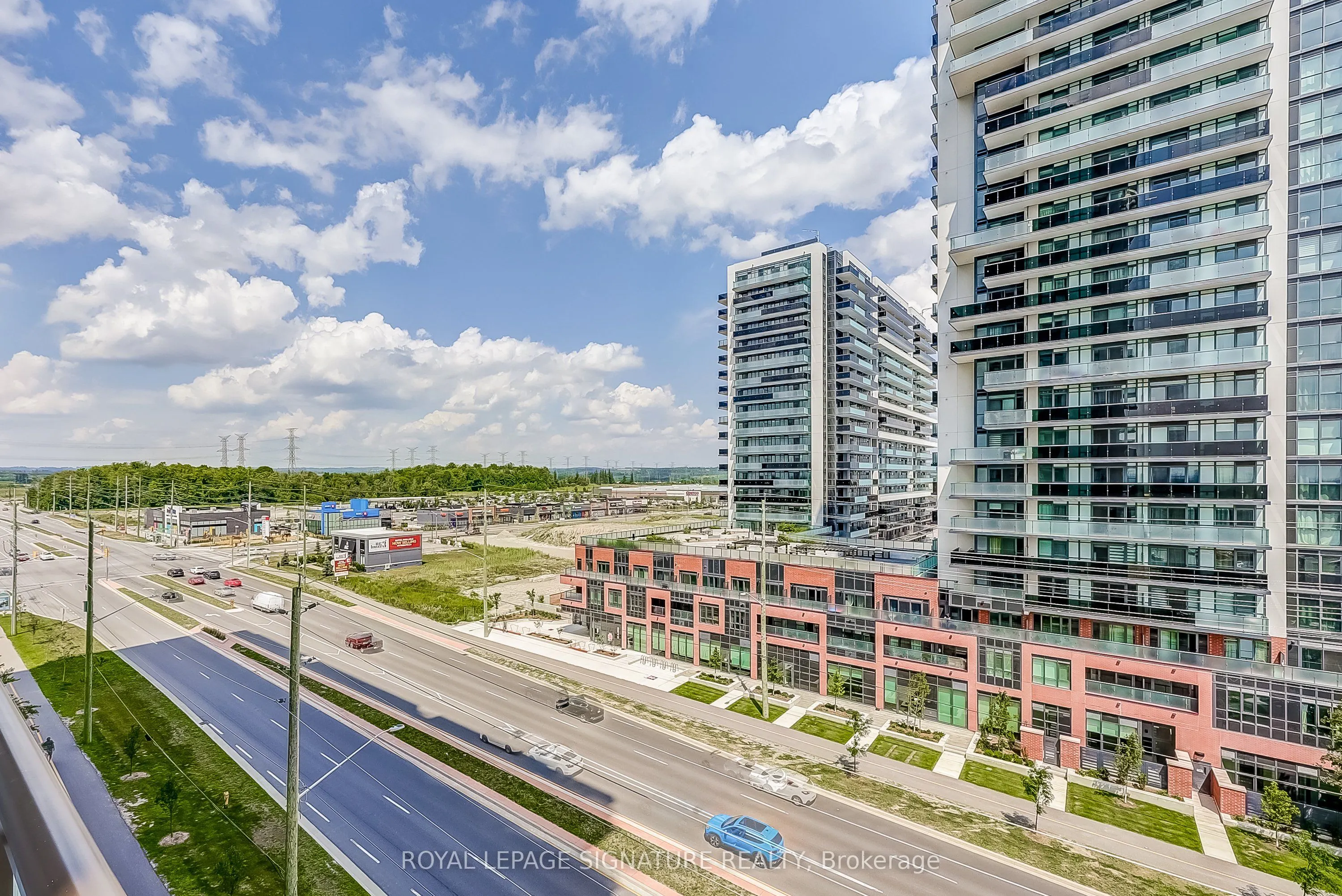 2550 Simcoe Street N, #716