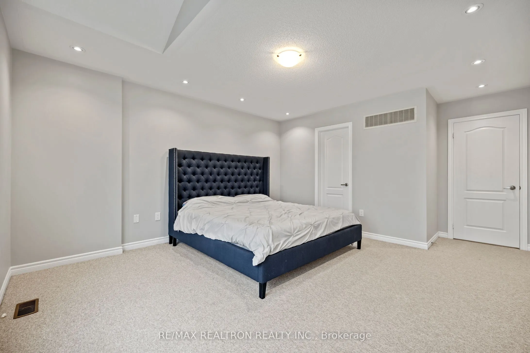26 Garrardview Street