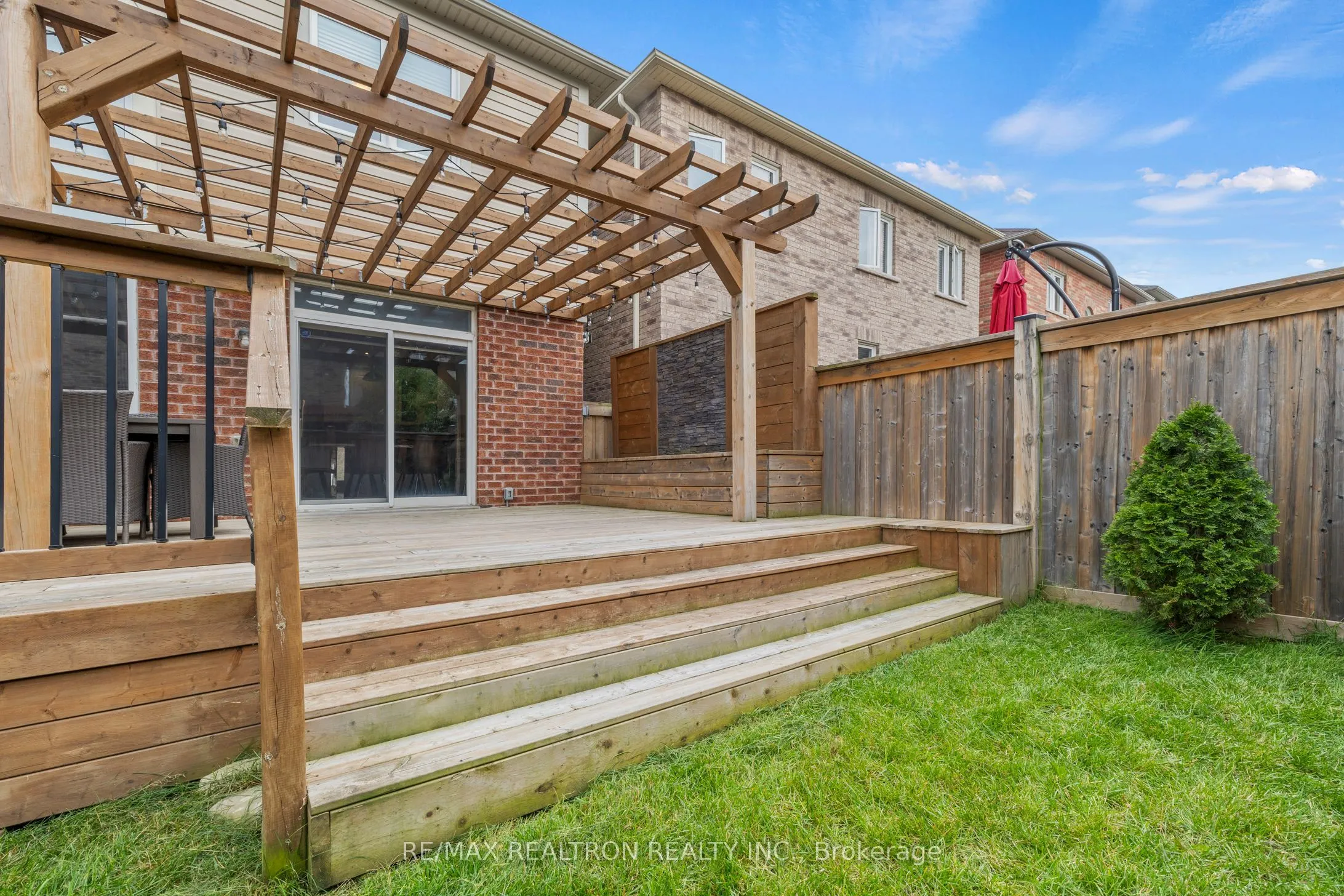 26 Garrardview Street