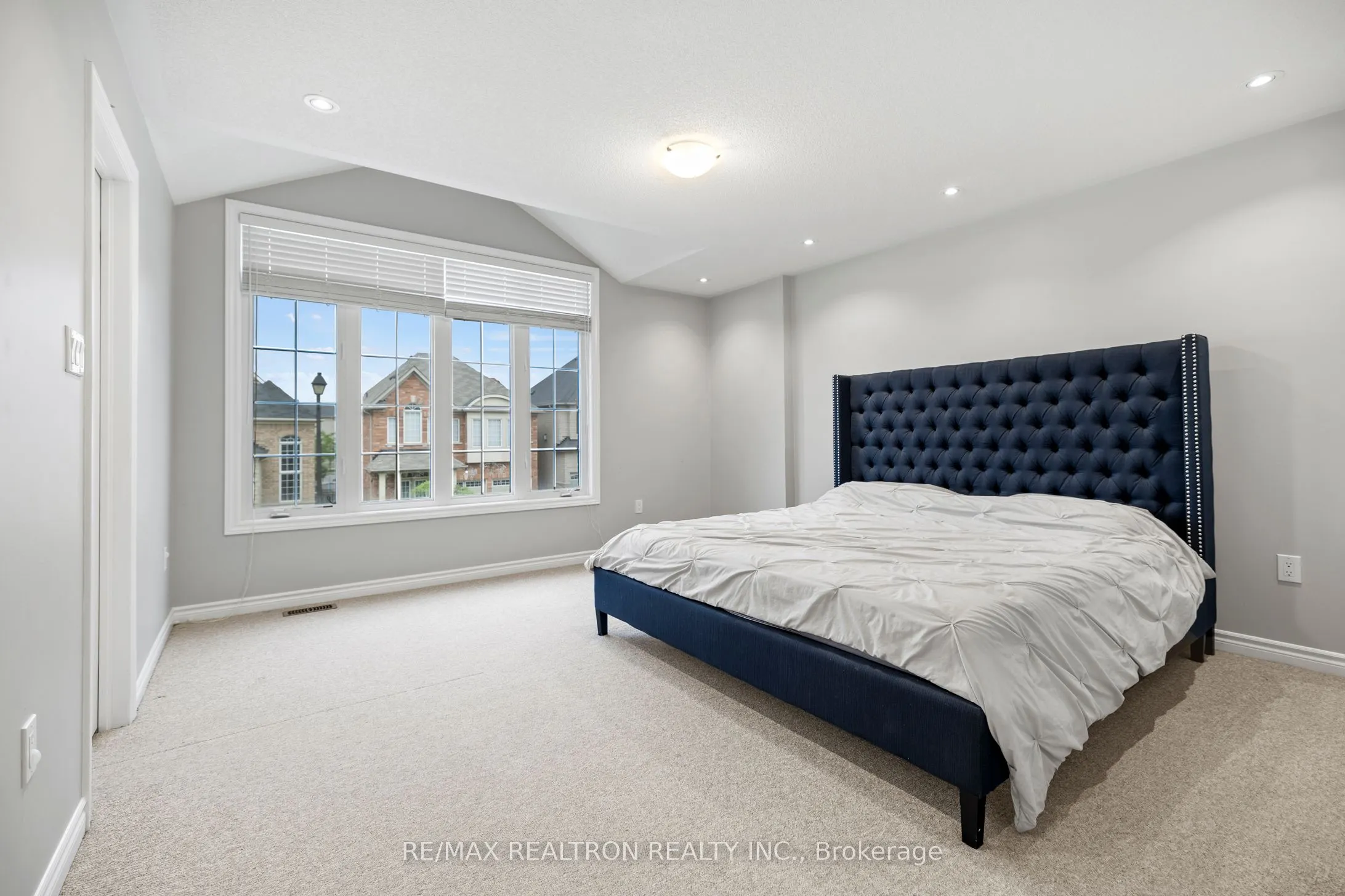26 Garrardview Street