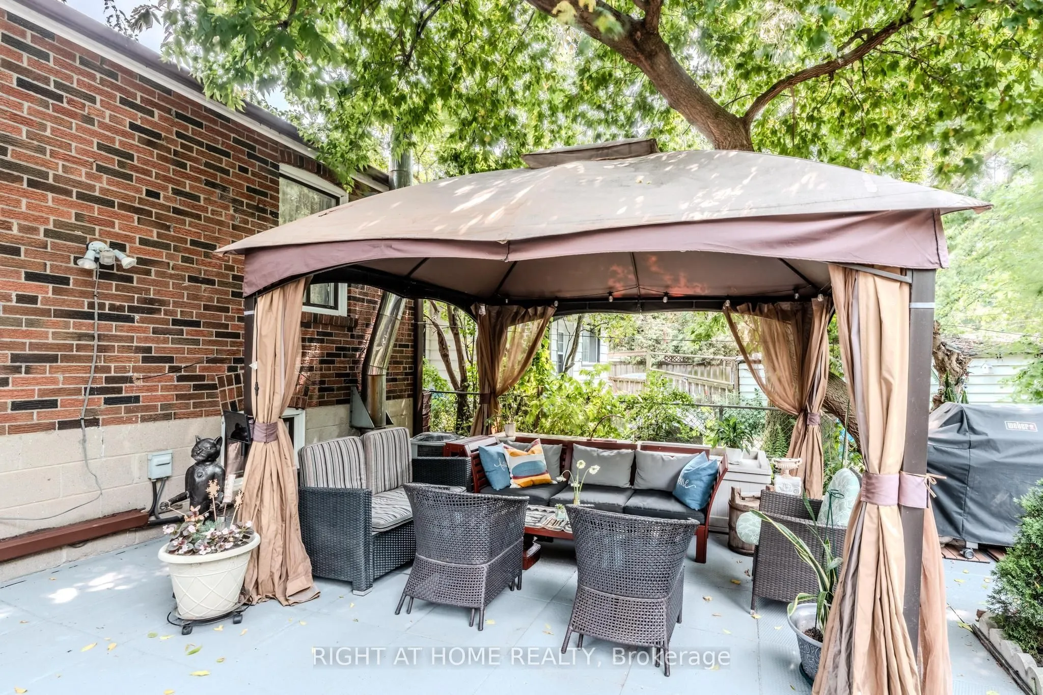 218 South Woodrow Boulevard