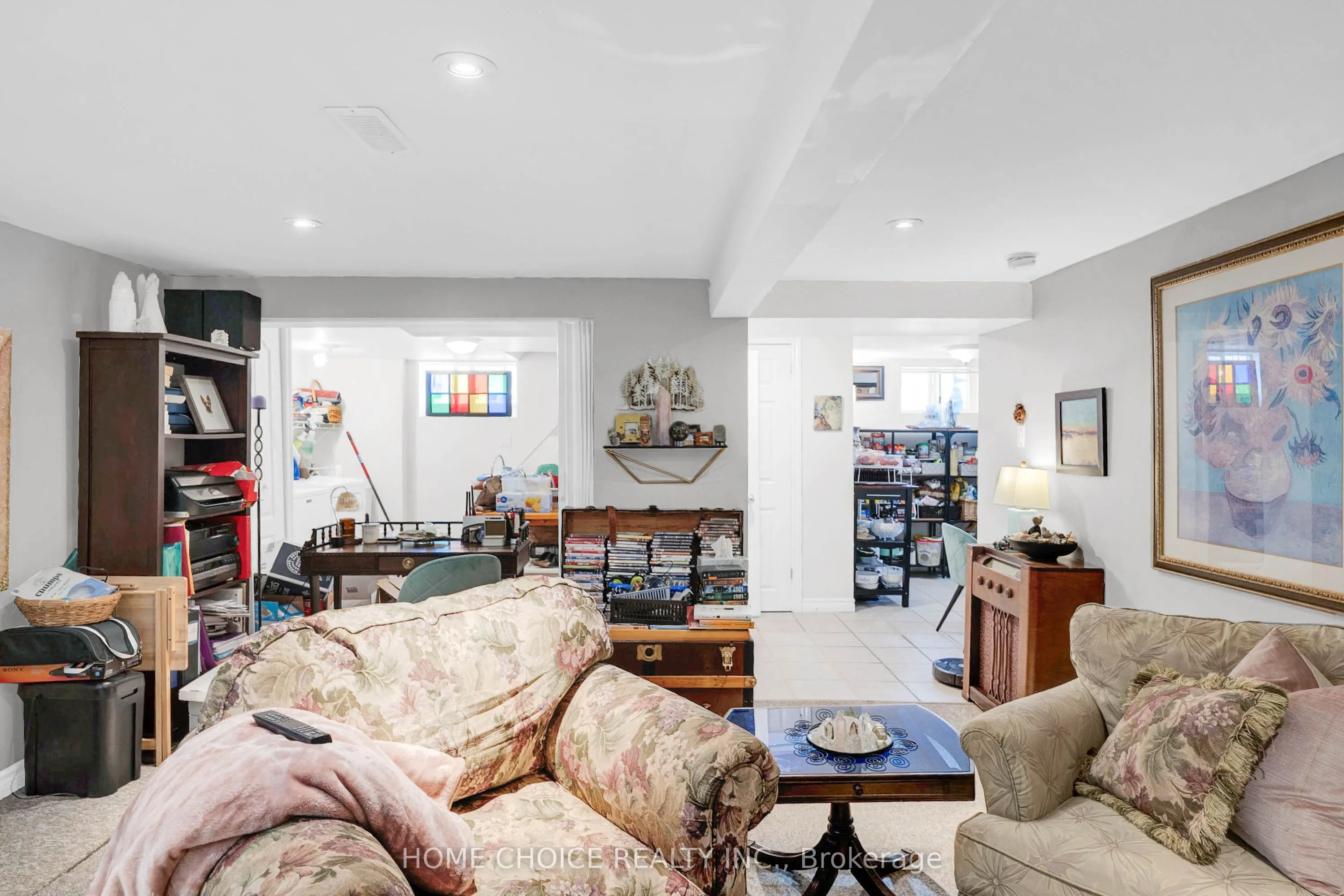 11 Thorncroft Crescent
