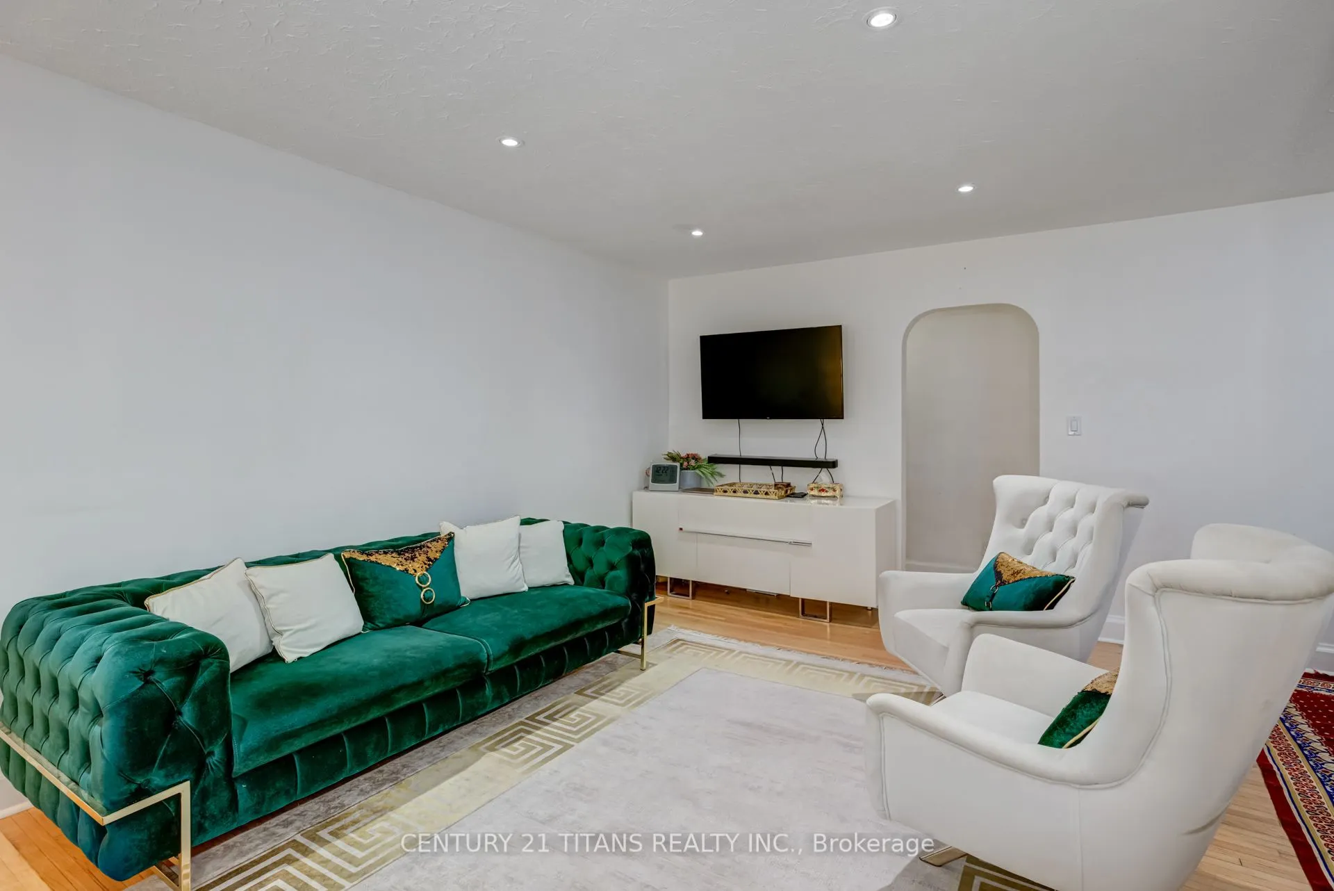 107 Wilson Road N