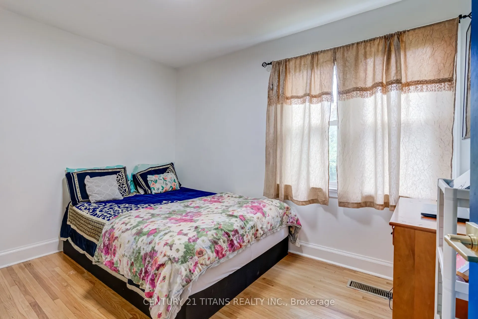 107 Wilson Road N