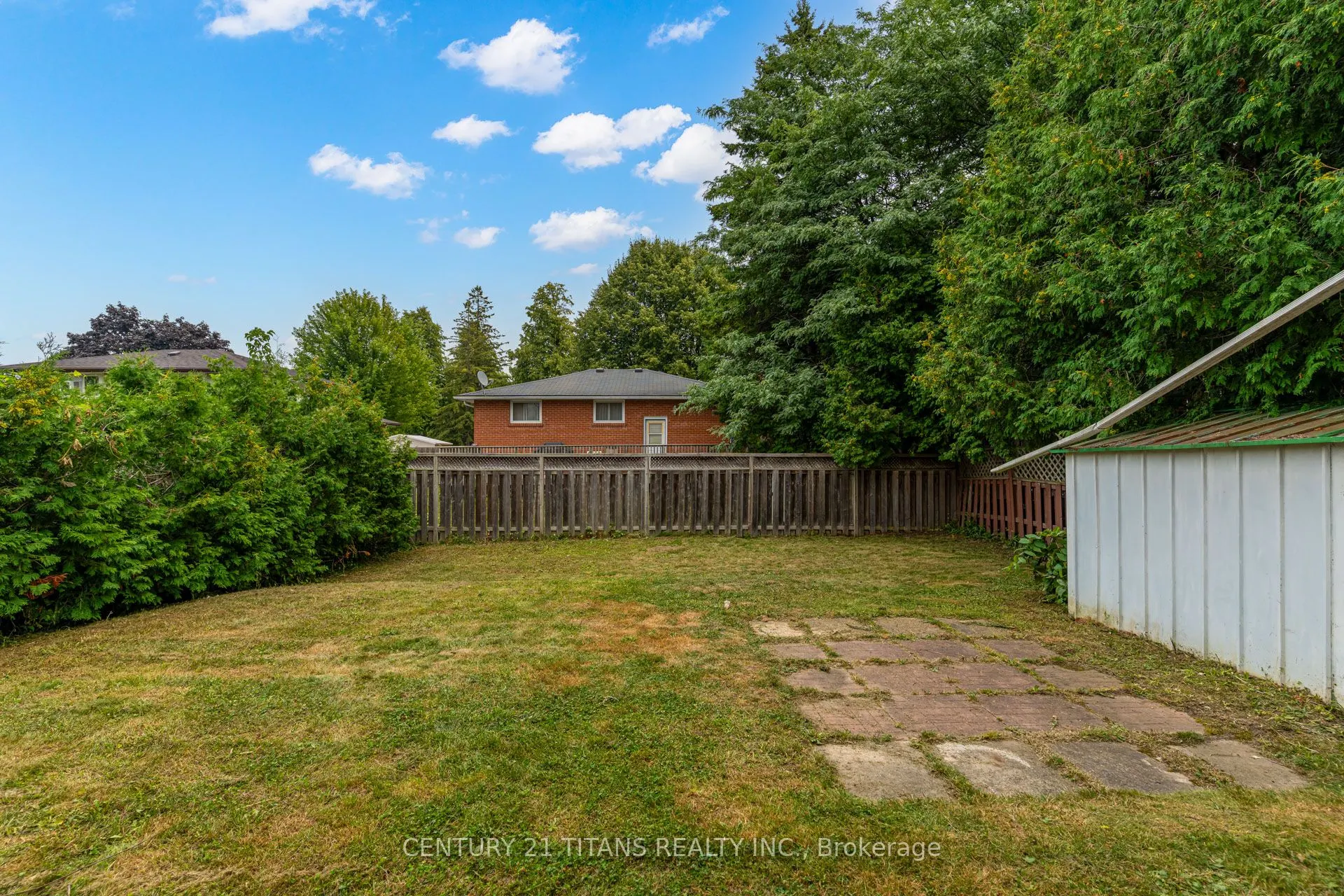 107 Wilson Road N