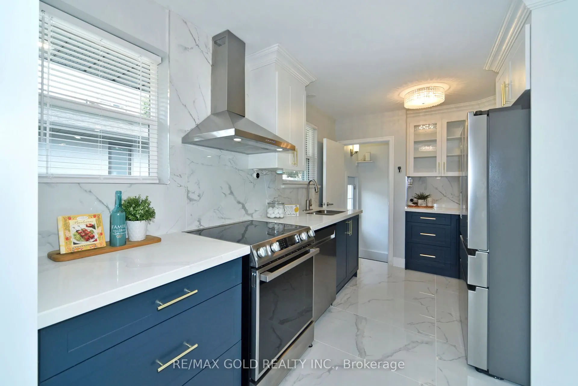 42 Rideout Street