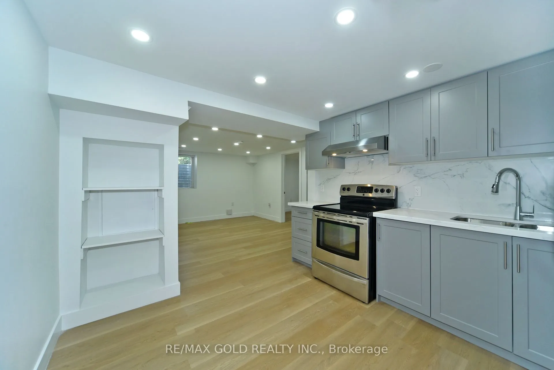 42 Rideout Street
