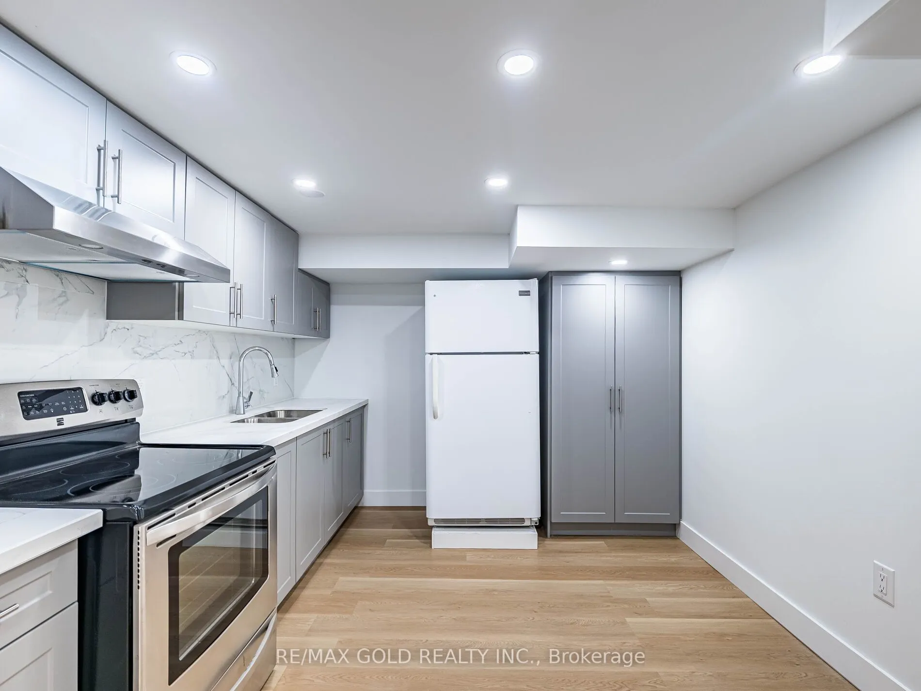 42 Rideout Street