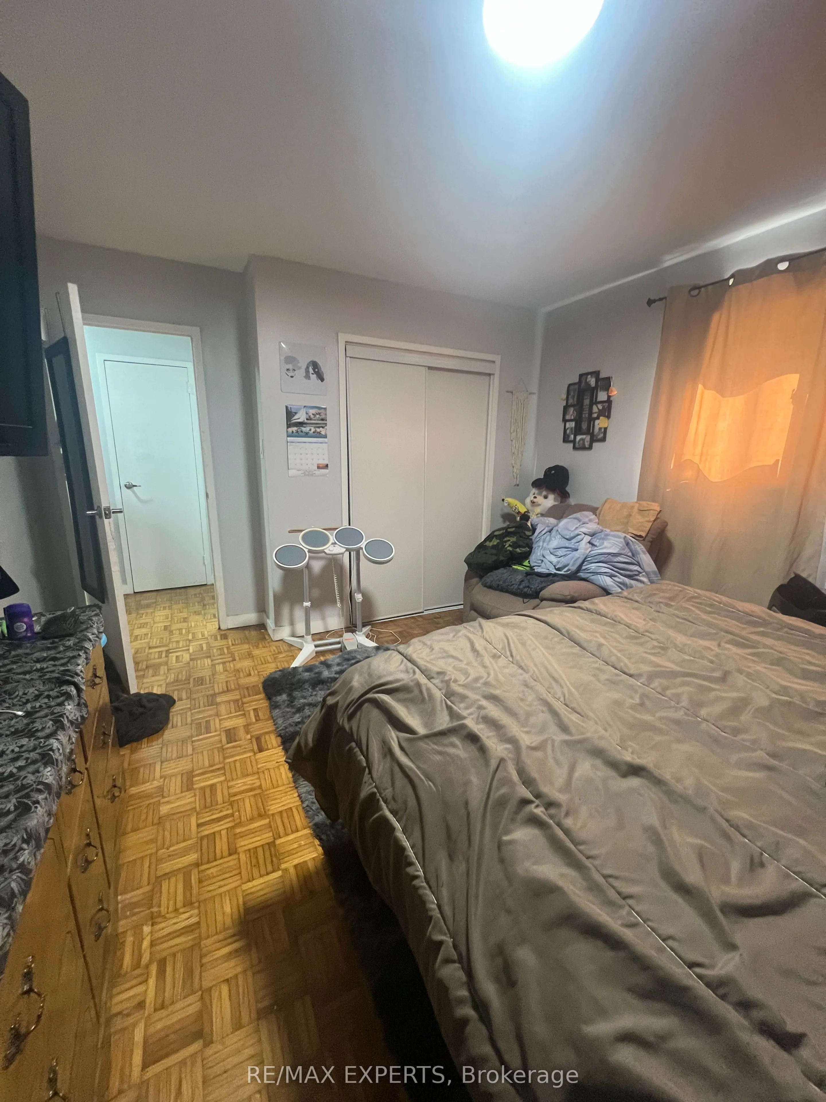 1526 Dufferin Street, #02
