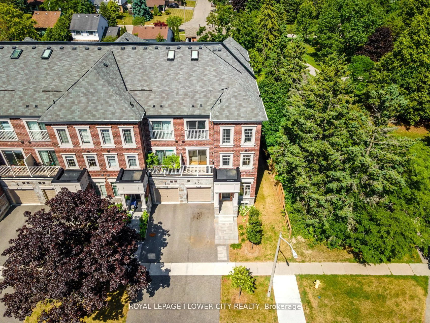 947 Finley Avenue