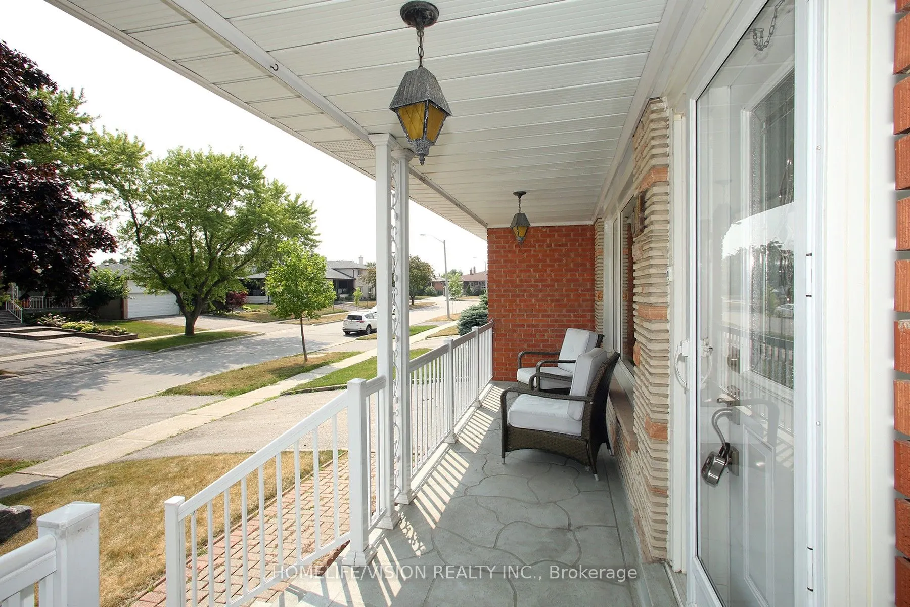 64 Orangewood Crescent