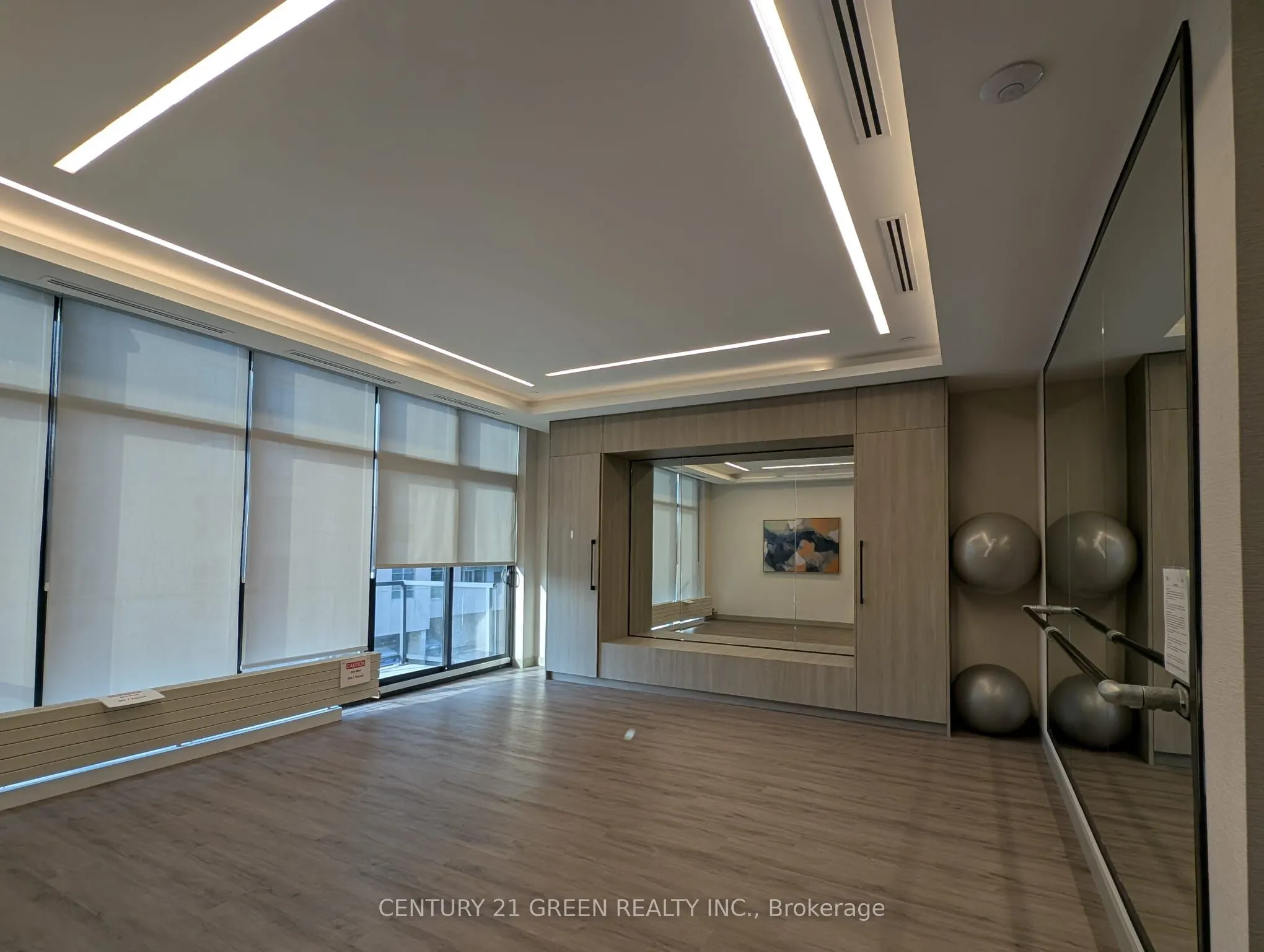 1612 Charles Street, #323C