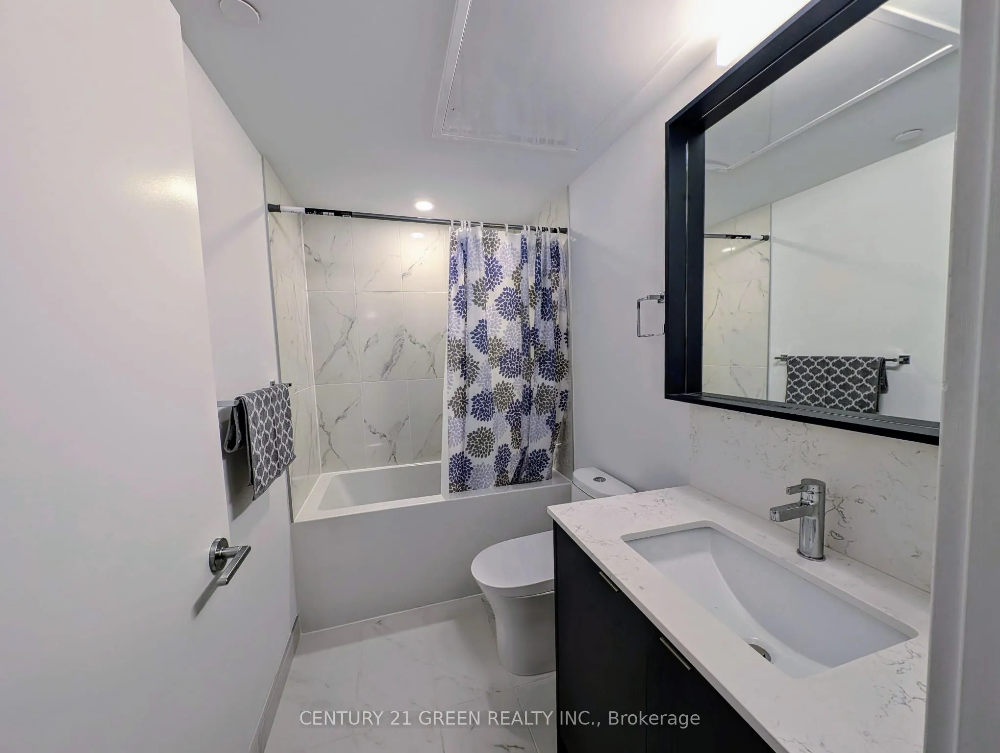 1612 Charles Street, #323C