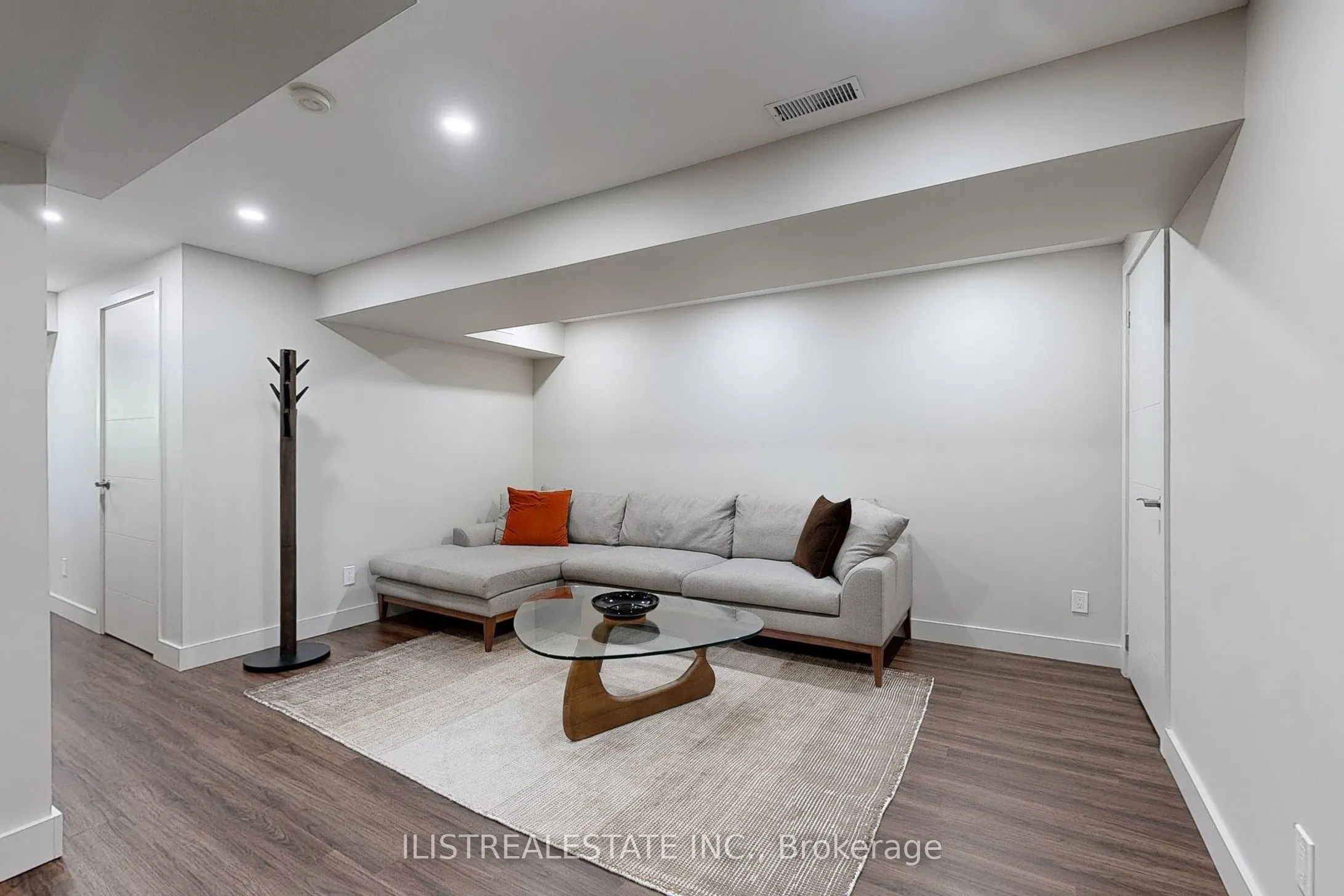 50 Moynahan Crescent