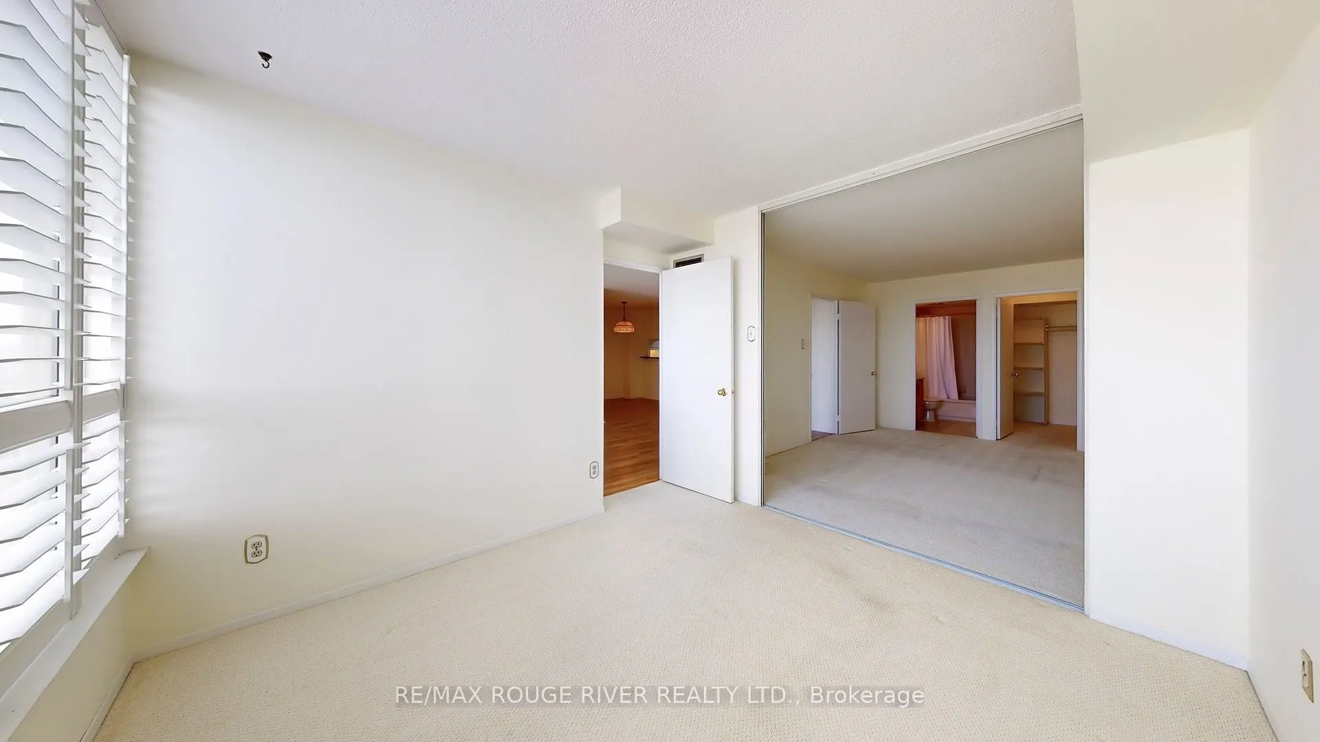 1880 Valley Farm Road, #1627