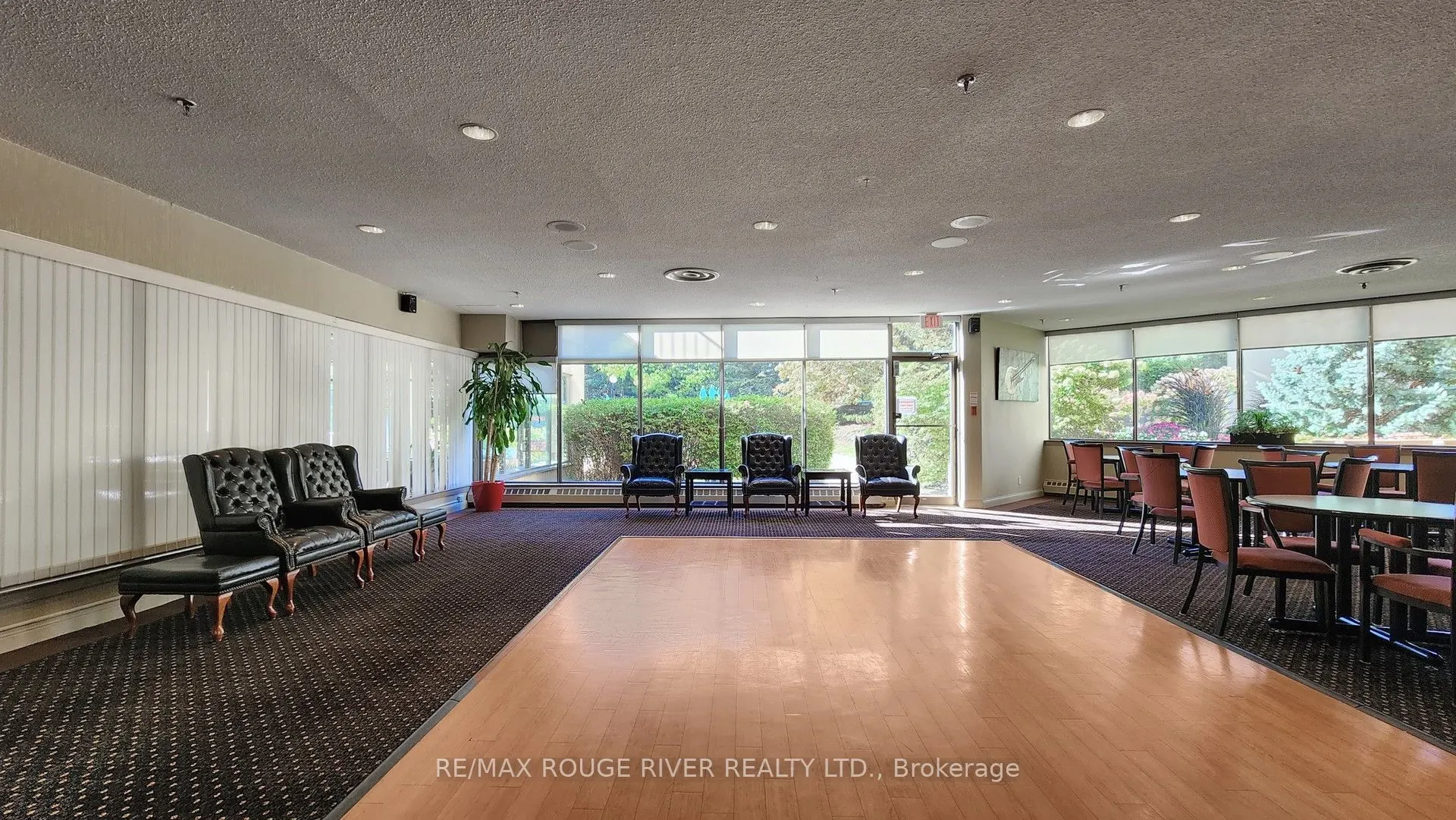 1880 Valley Farm Road, #1627