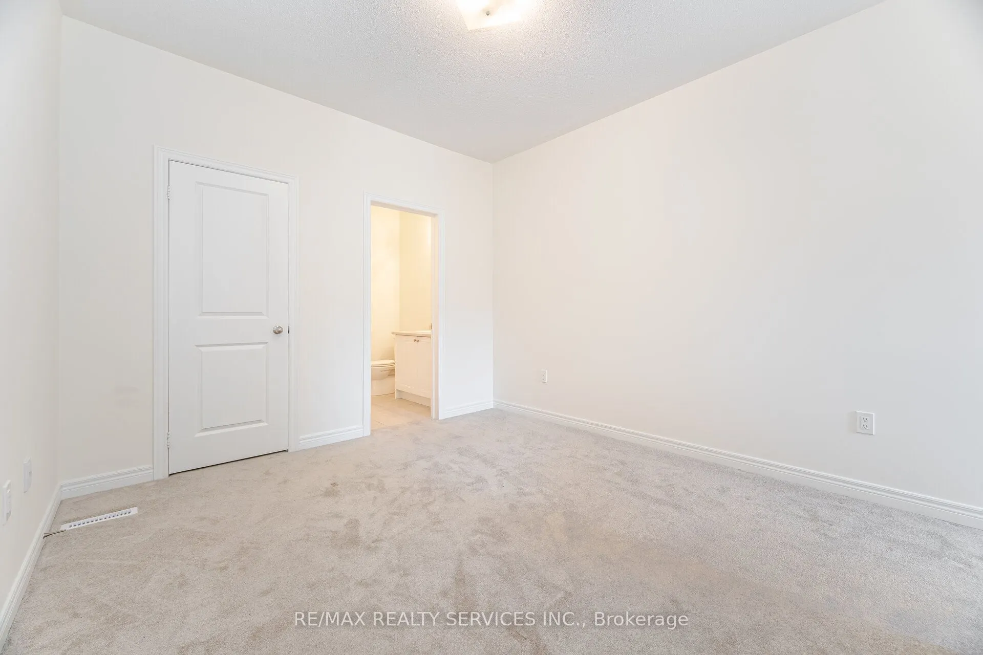 5 Nimmo Lane