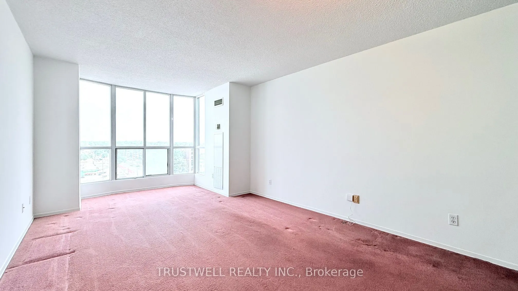 1470 Midland Avenue, #909