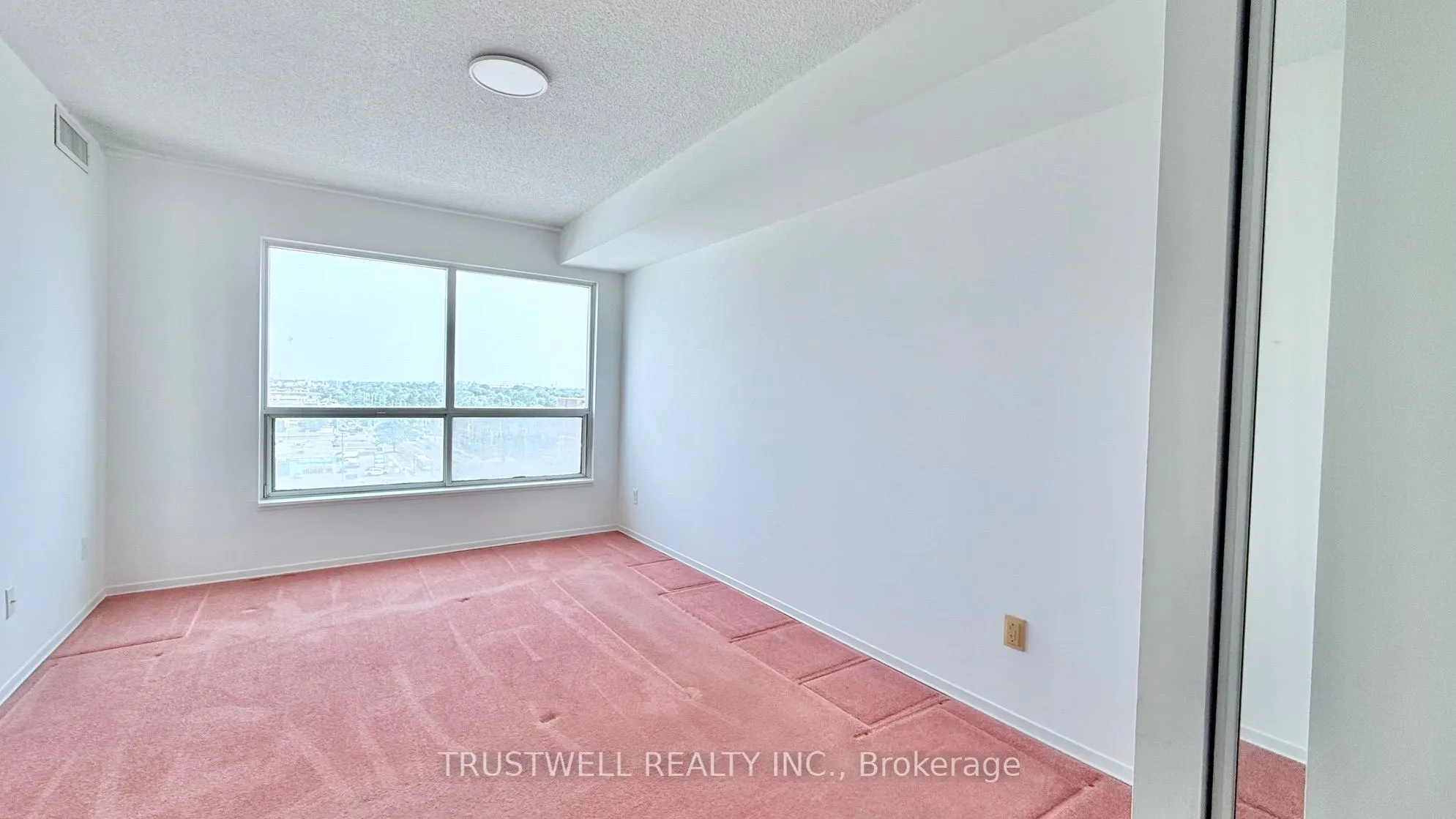 1470 Midland Avenue, #909