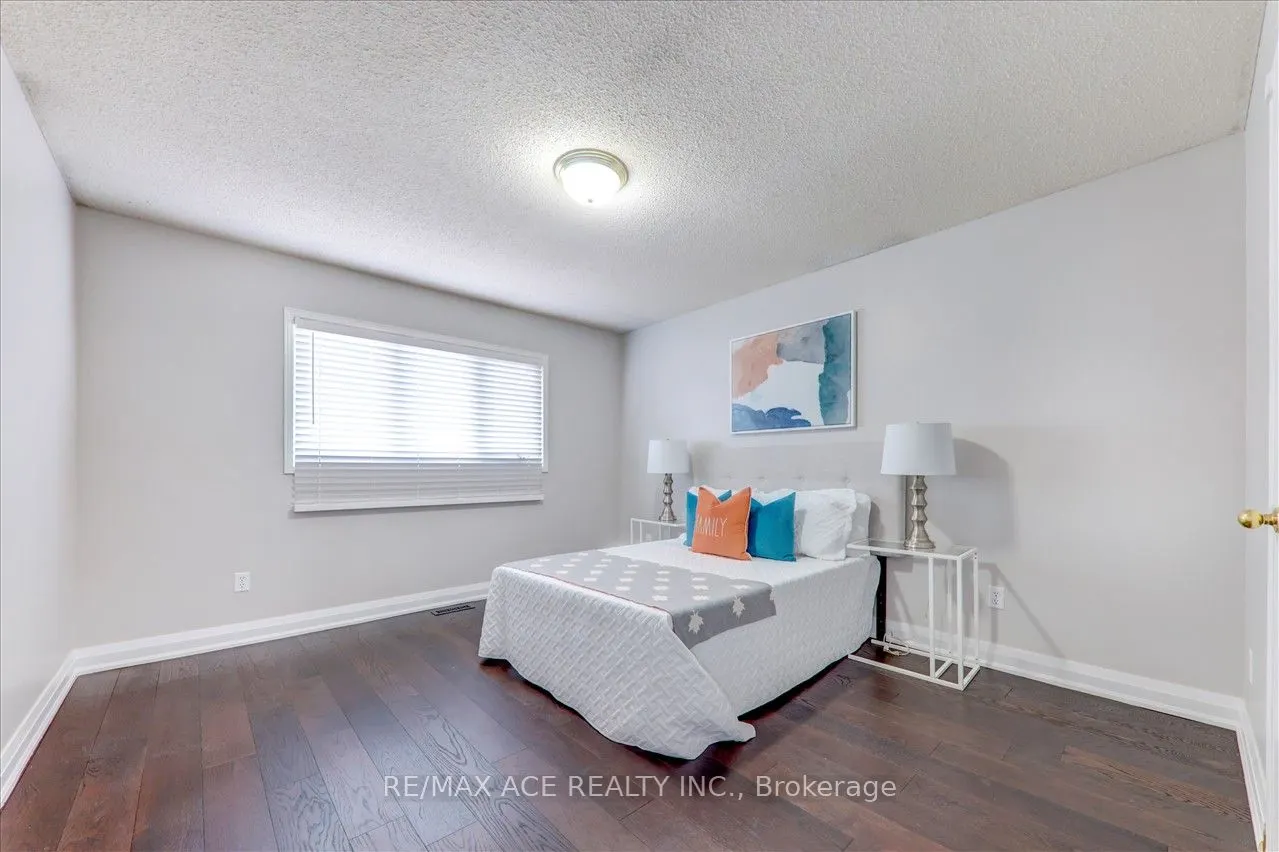 1539 Napanee Road