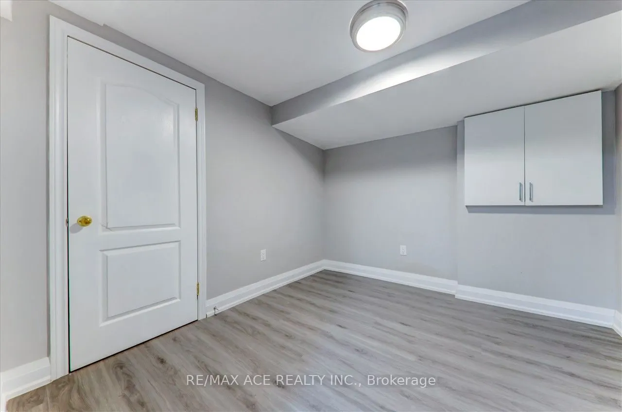 1539 Napanee Road