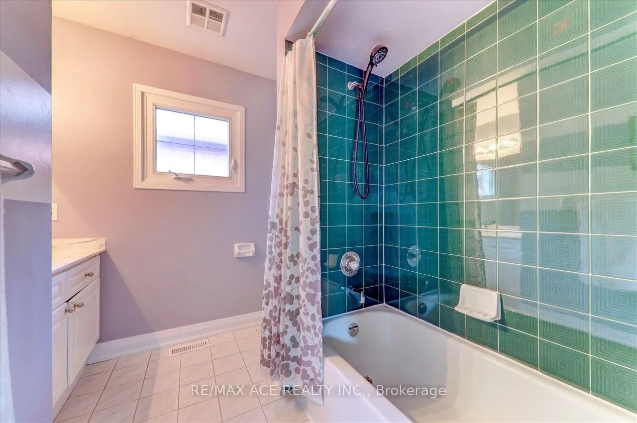 1539 Napanee Road