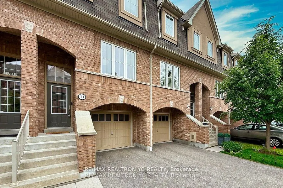 11 Reevesmere Lane