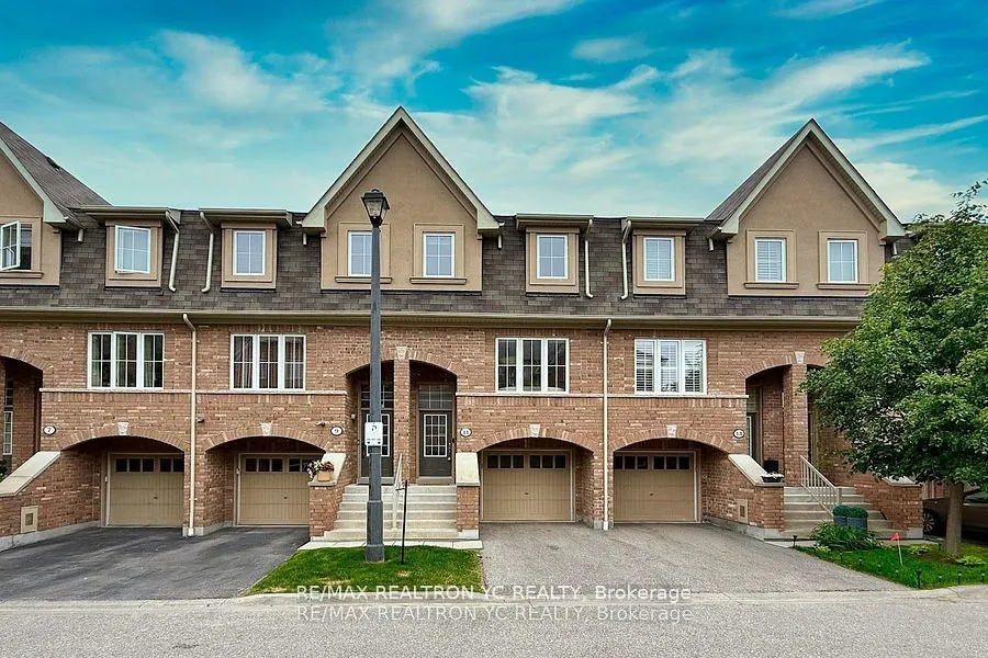 11 Reevesmere Lane