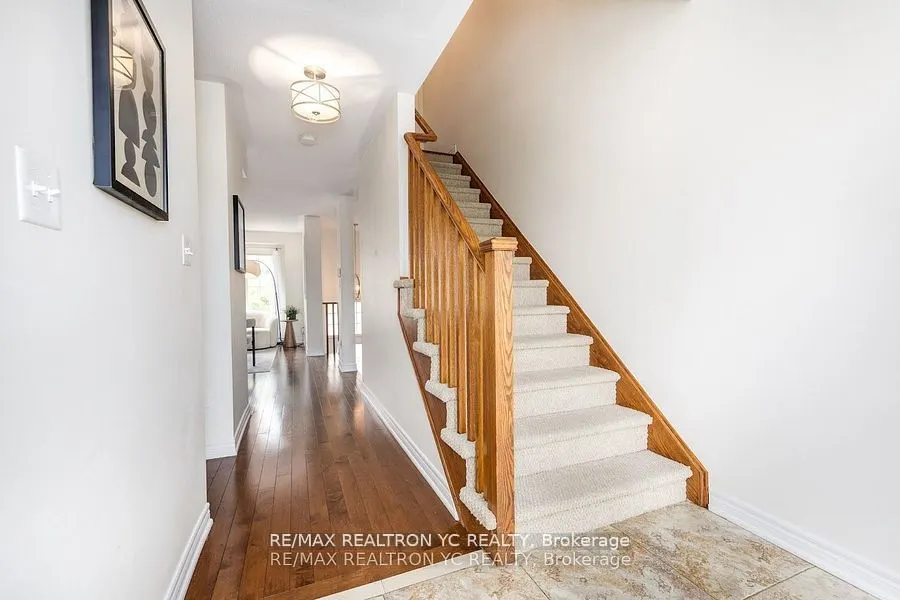 11 Reevesmere Lane