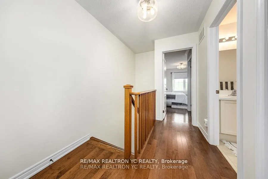 11 Reevesmere Lane