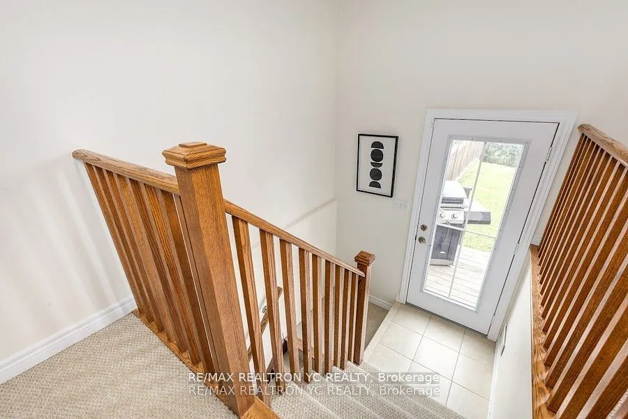 11 Reevesmere Lane