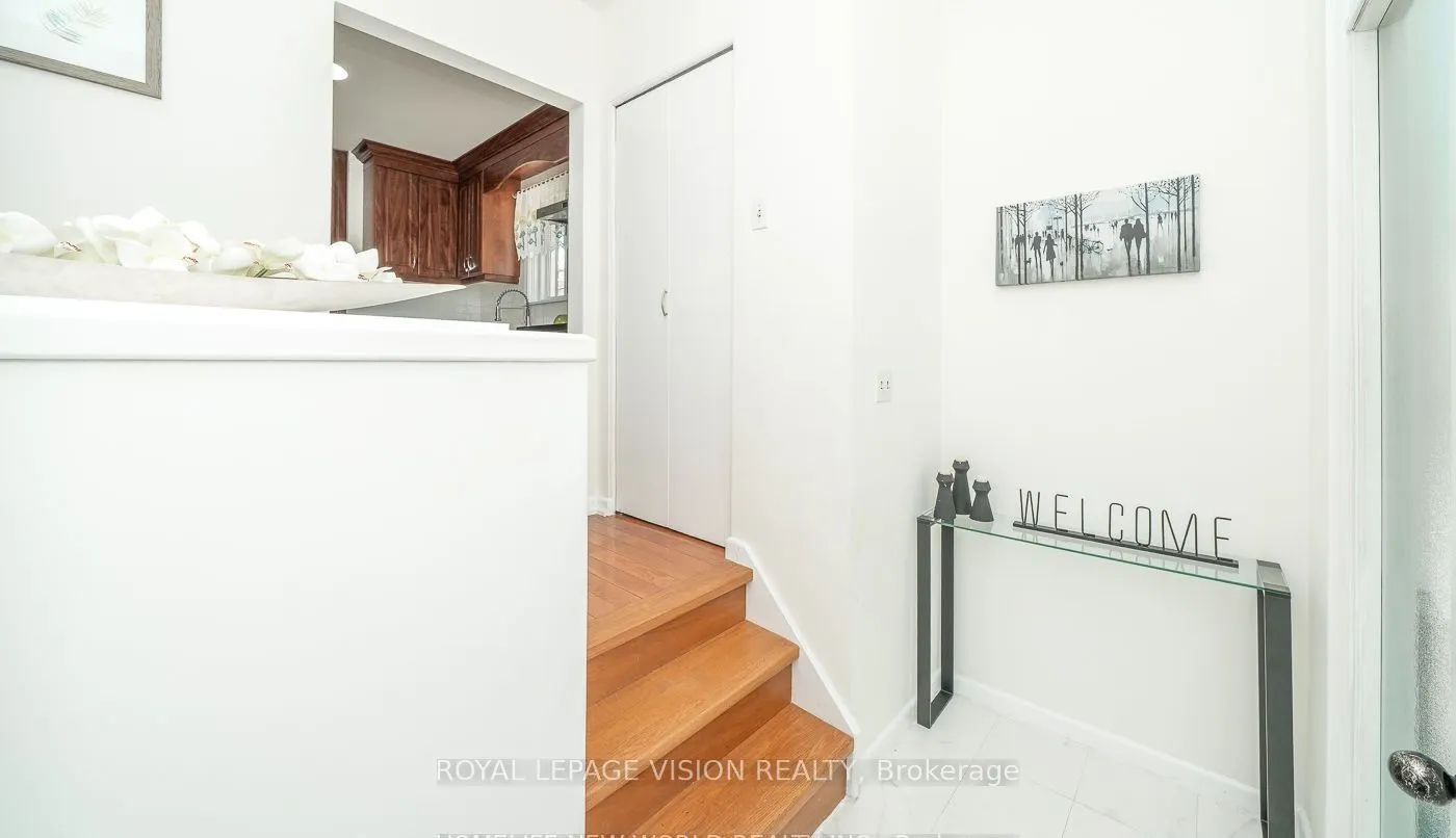 17 Savarin Street