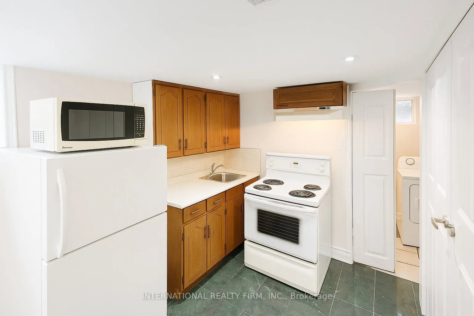 9 Benshire Drive