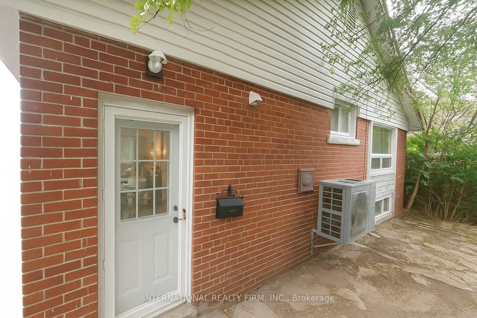 9 Benshire Drive