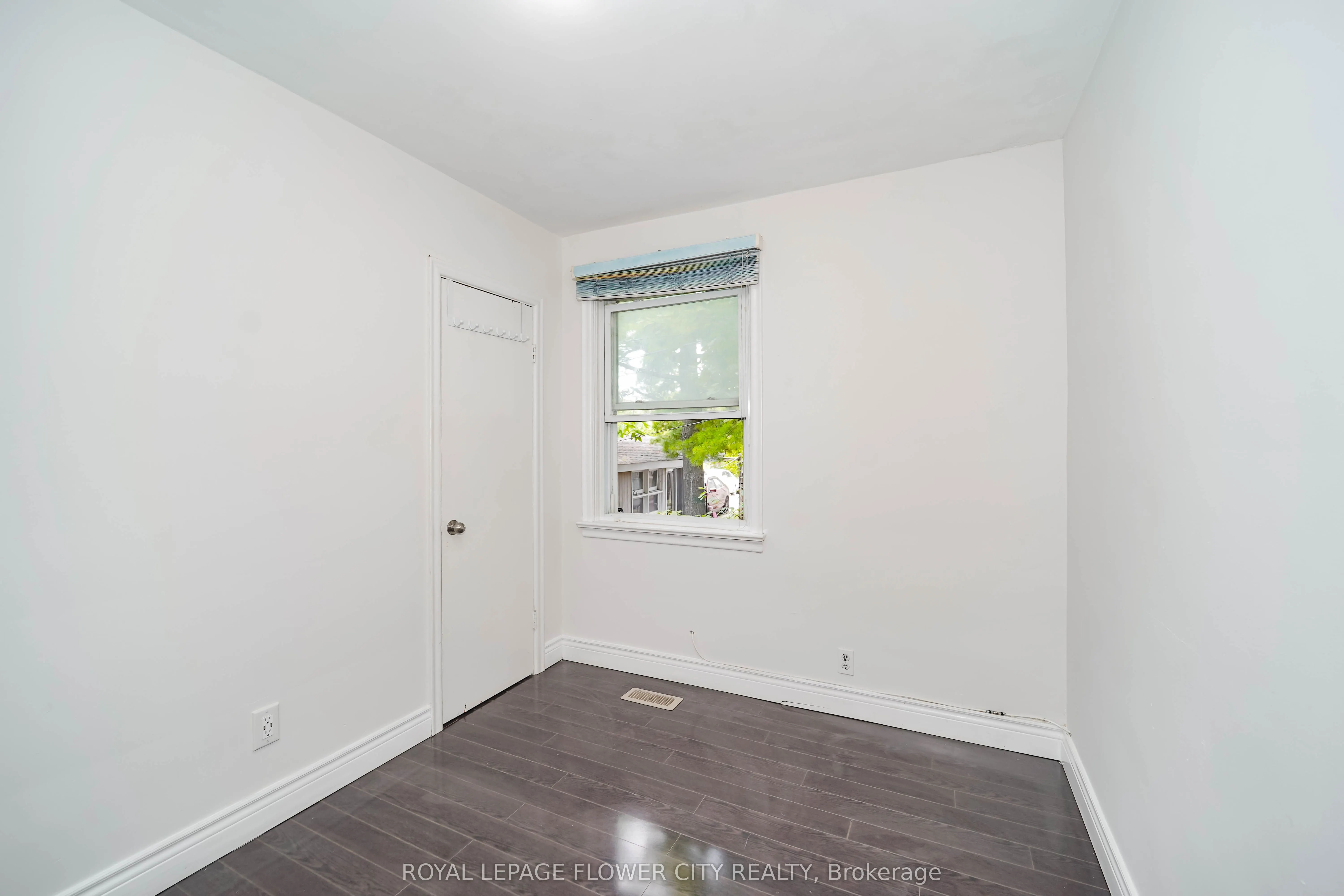 16 Scranton Road