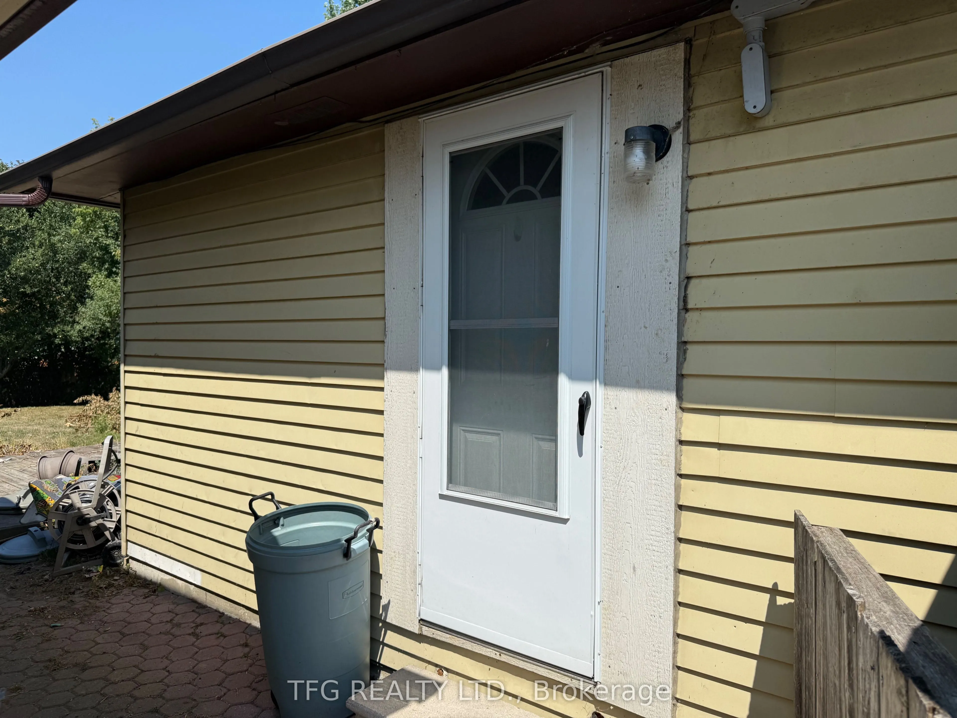1057 Norman Crescent, #2
