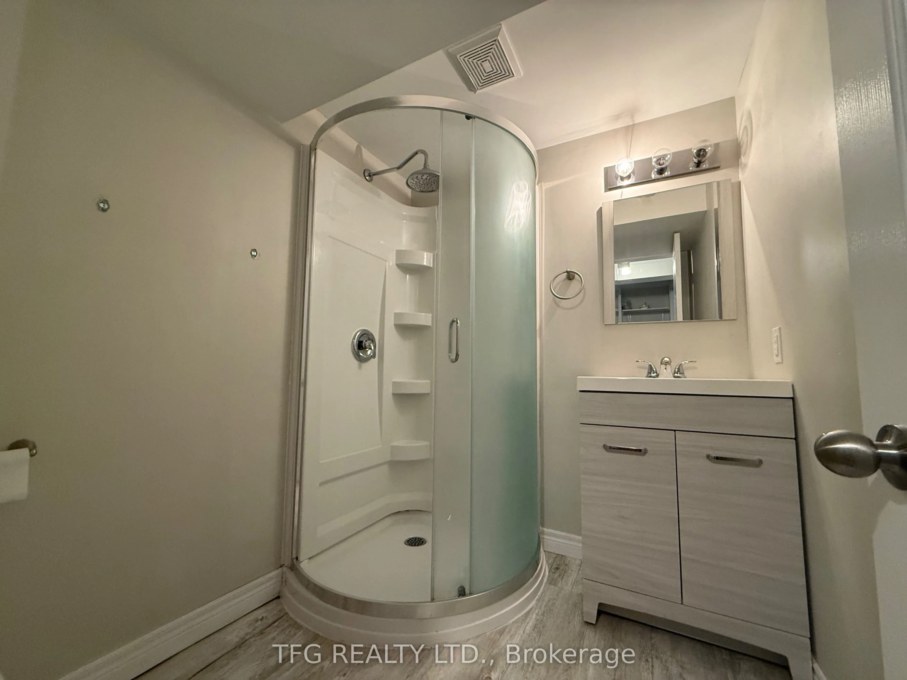 1057 Norman Crescent, #2