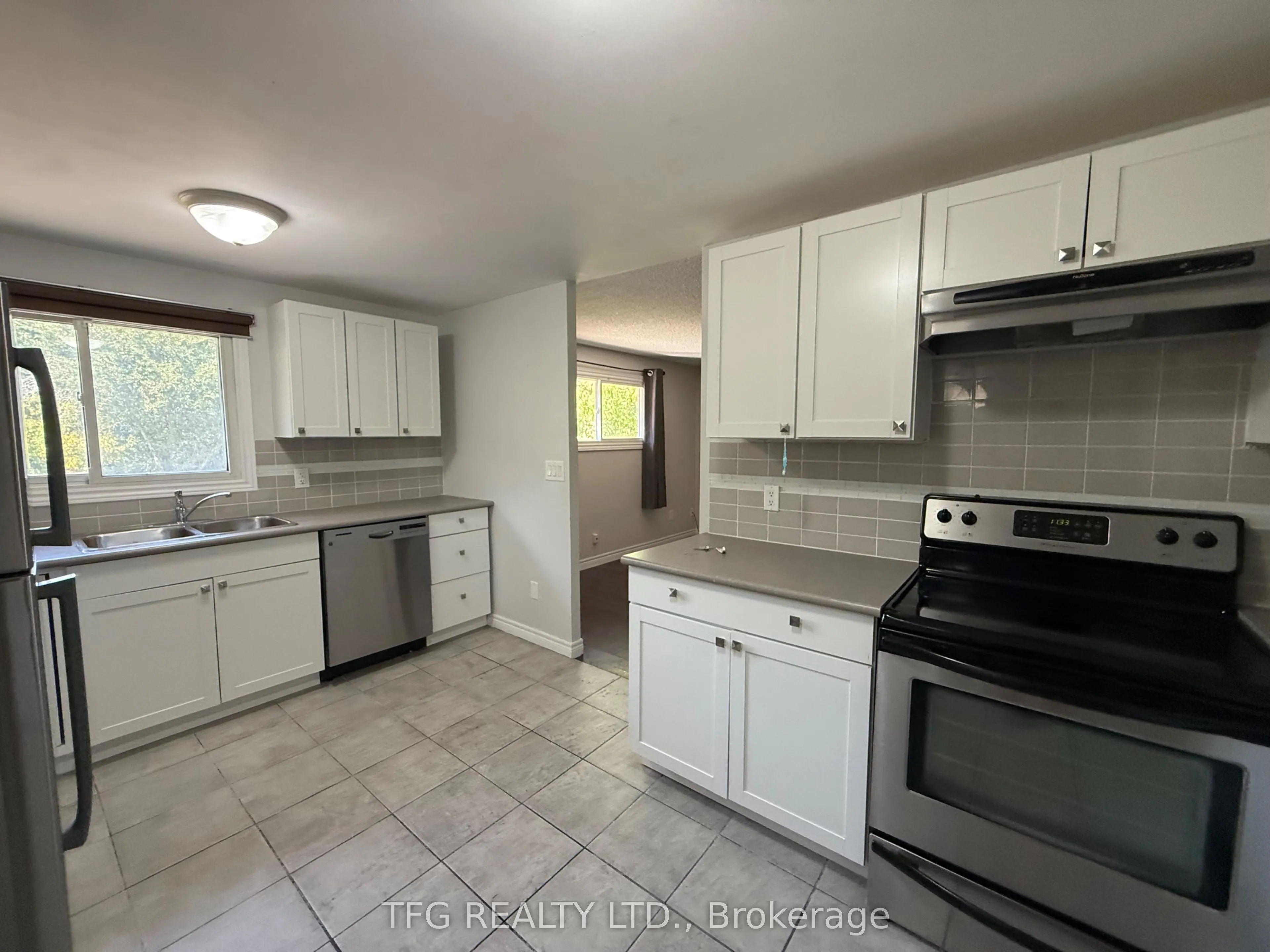 1057 Norman Crescent, #2