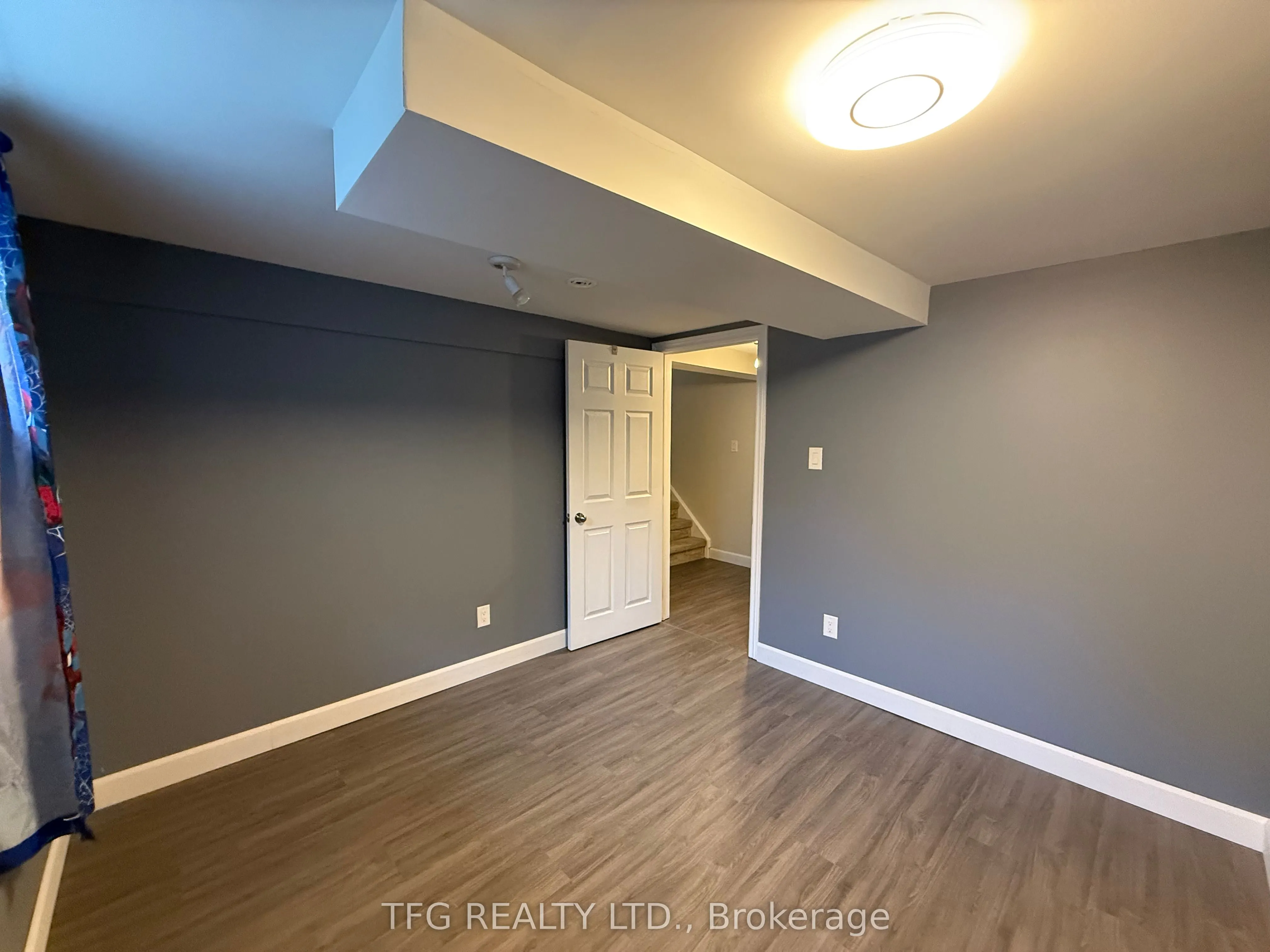 1057 Norman Crescent, #2