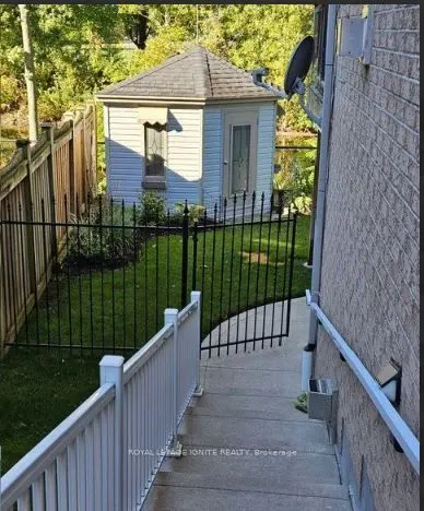 32 Blossomview Court, #Bsmnt