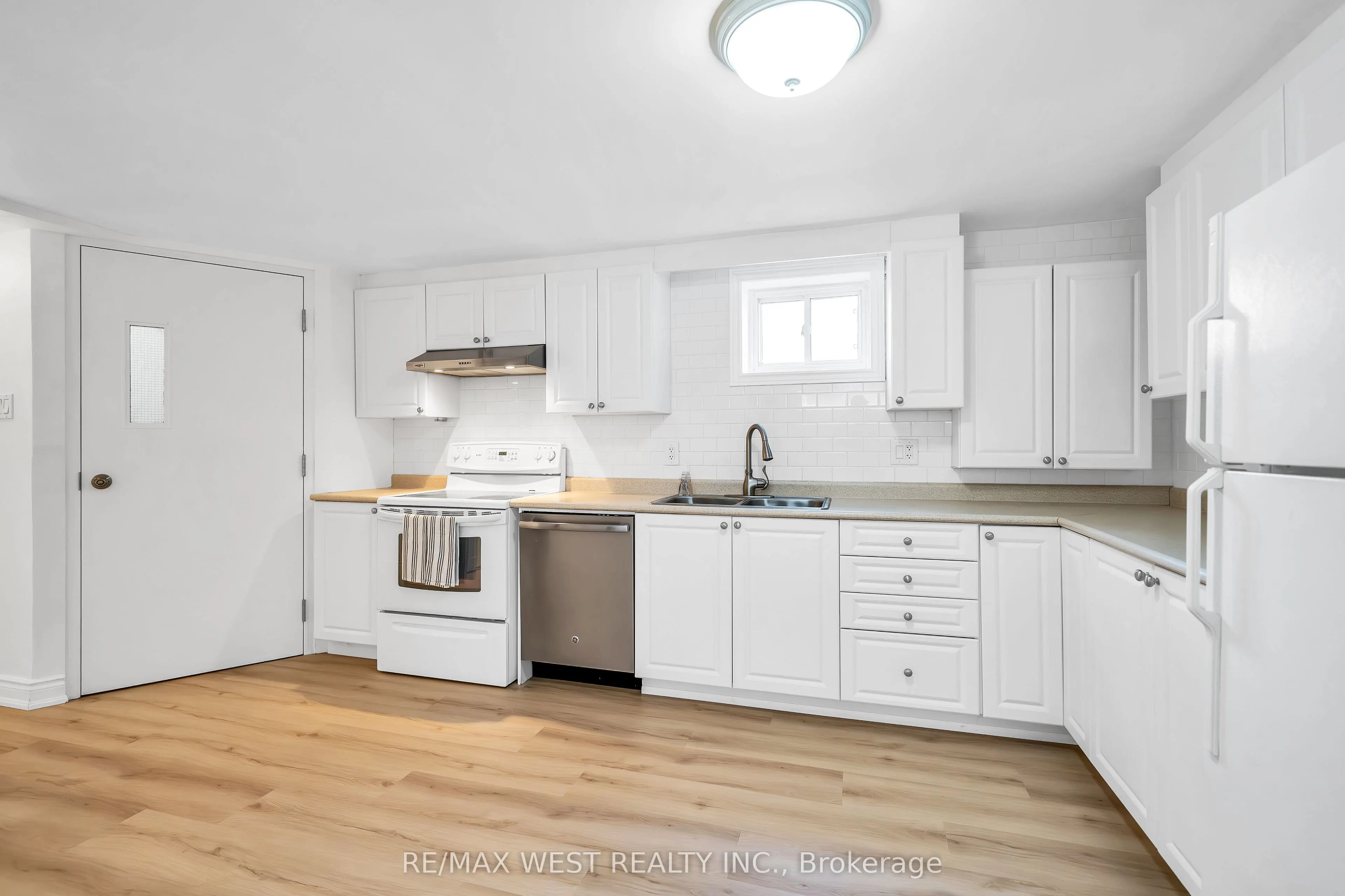 12 Athabasca Street