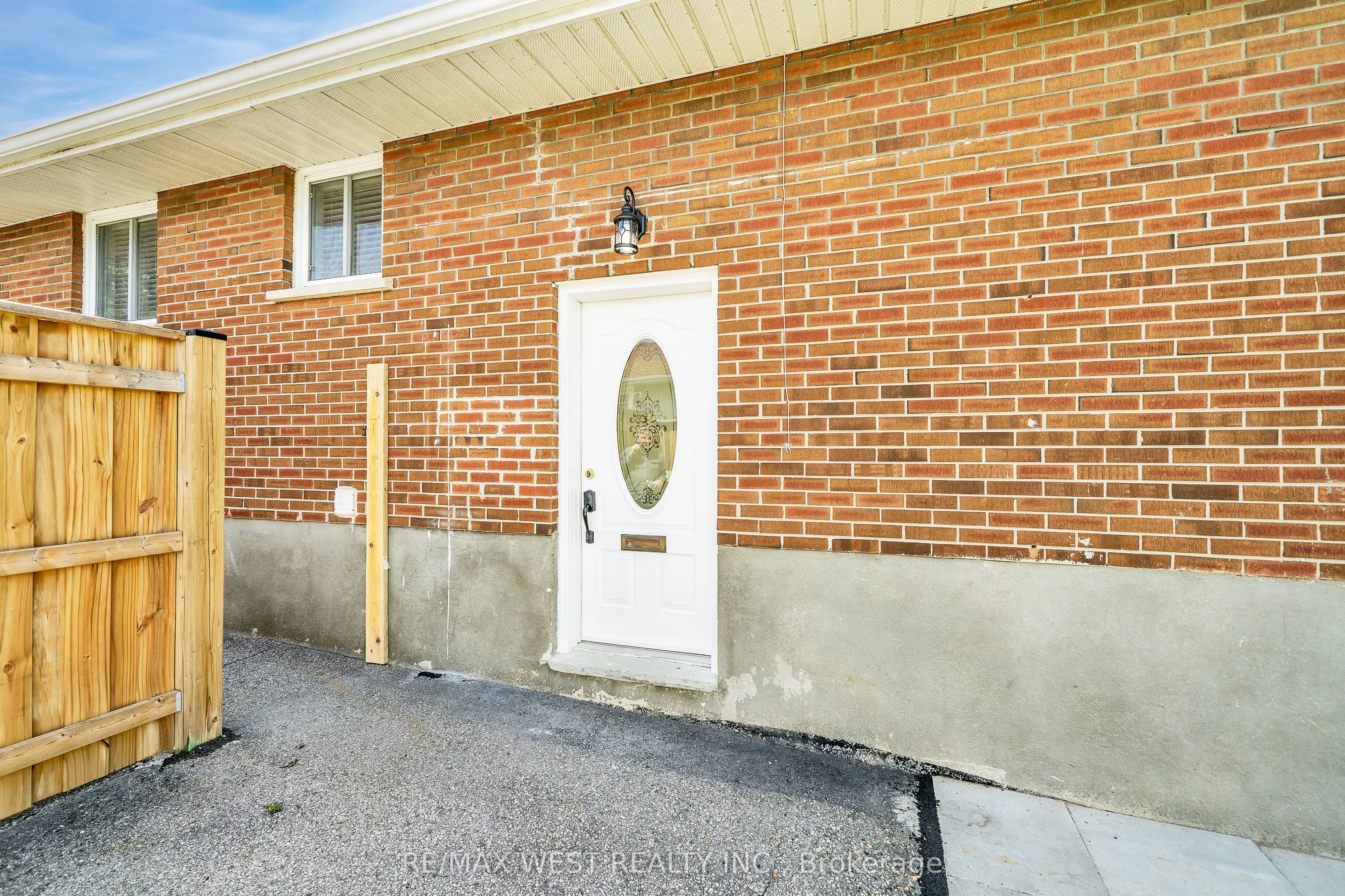 12 Athabasca Street